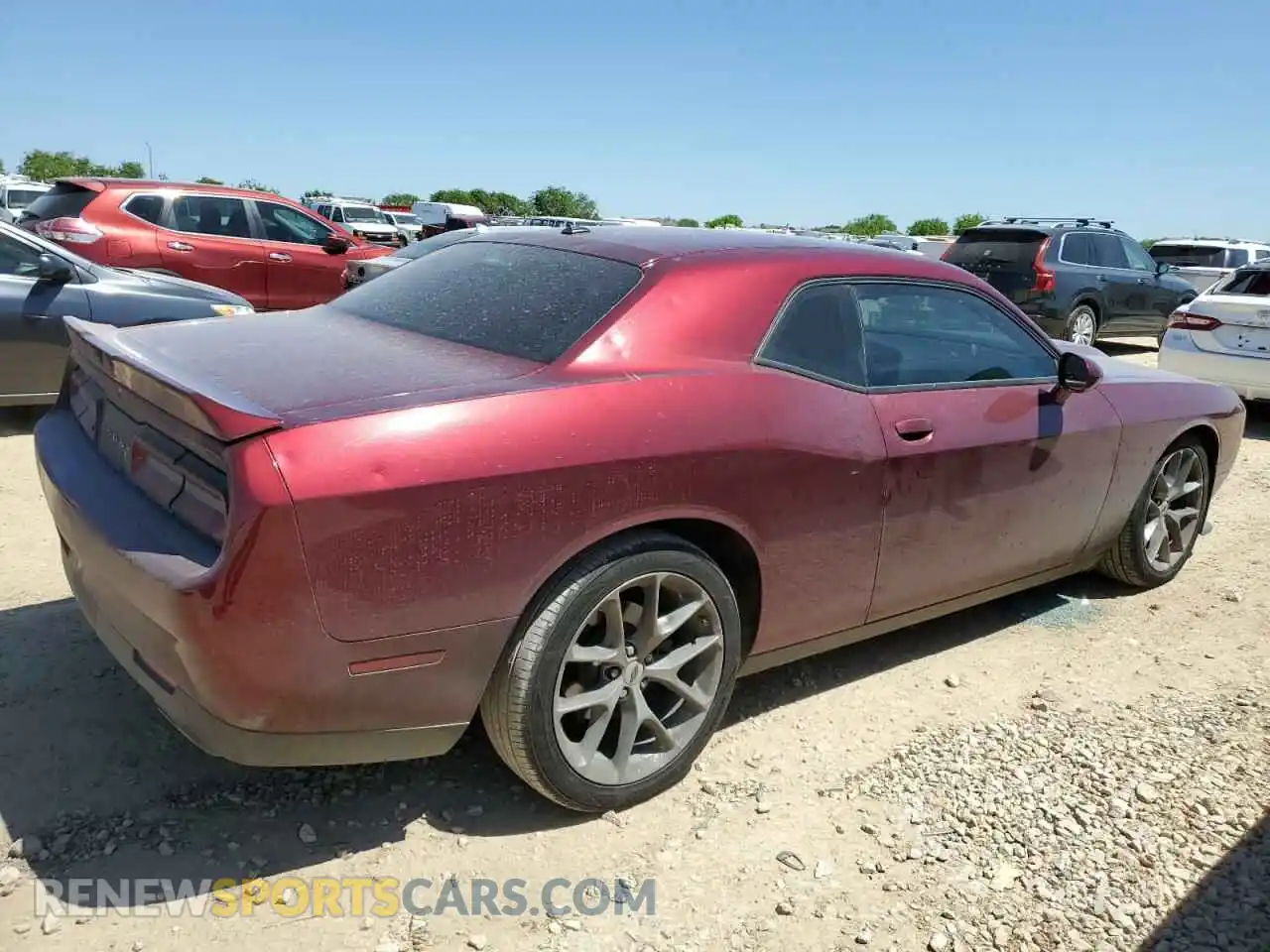 3 Photograph of a damaged car 2C3CDZJGXNH268529 DODGE CHALLENGER 2022