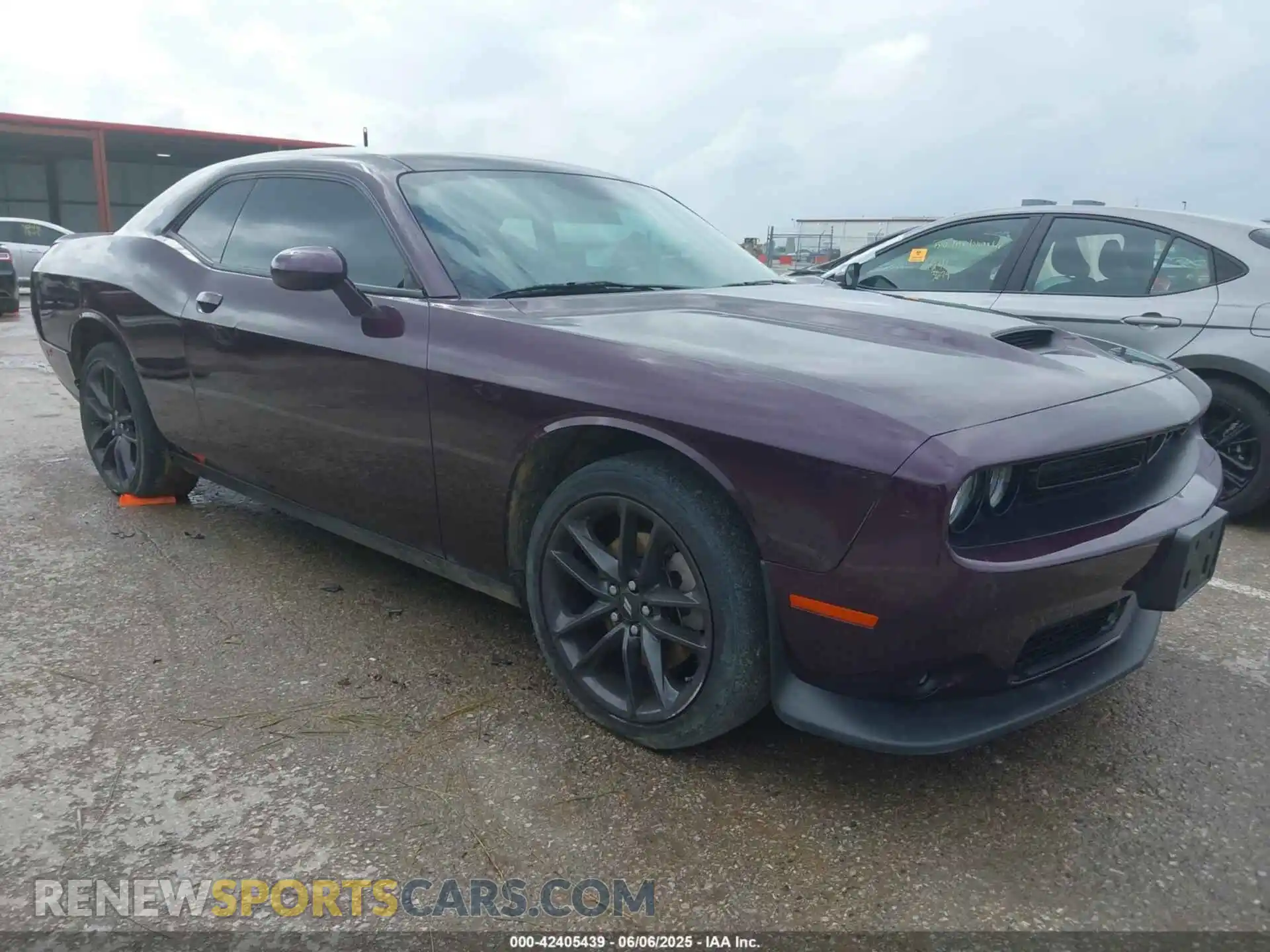 1 Photograph of a damaged car 2C3CDZKG1NH113706 DODGE CHALLENGER 2022