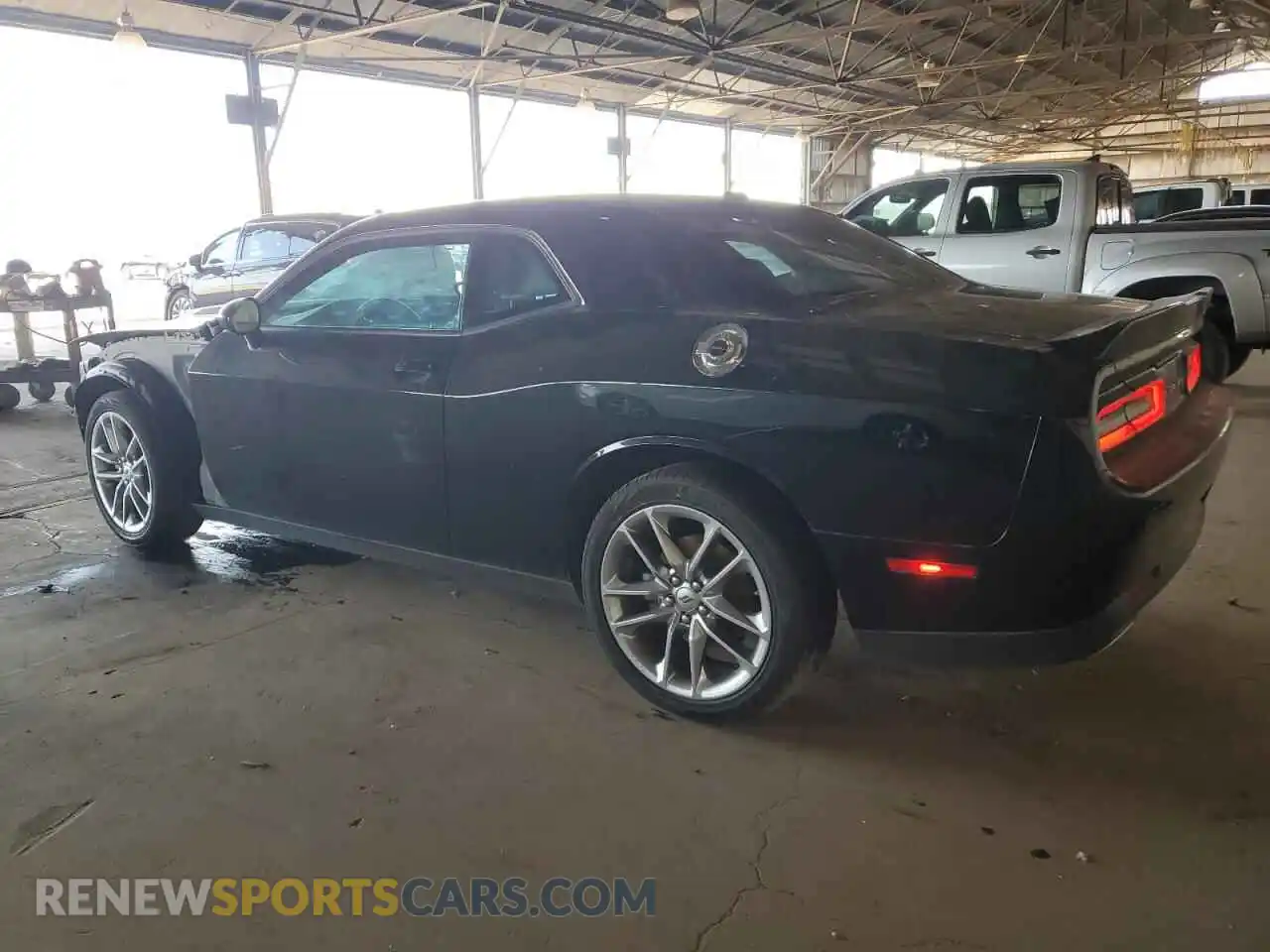 2 Photograph of a damaged car 2C3CDZKG1NH175686 DODGE CHALLENGER 2022
