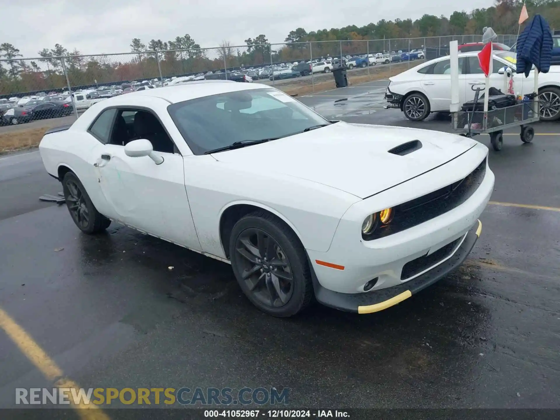 1 Photograph of a damaged car 2C3CDZKG2NH156712 DODGE CHALLENGER 2022