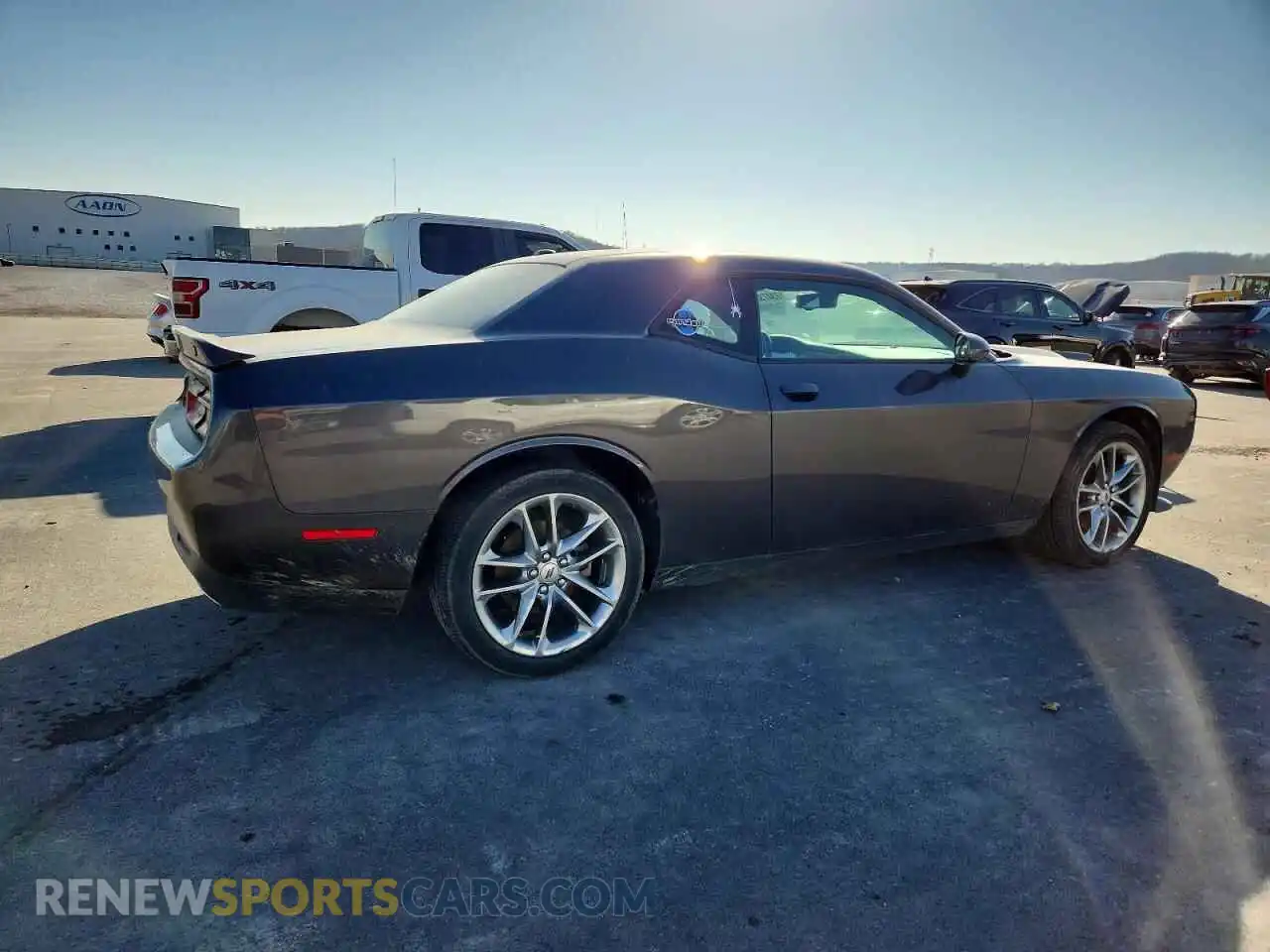 3 Photograph of a damaged car 2C3CDZKG2NH188561 DODGE CHALLENGER 2022