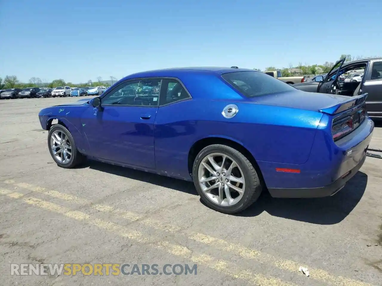 2 Photograph of a damaged car 2C3CDZKG3NH185863 DODGE CHALLENGER 2022
