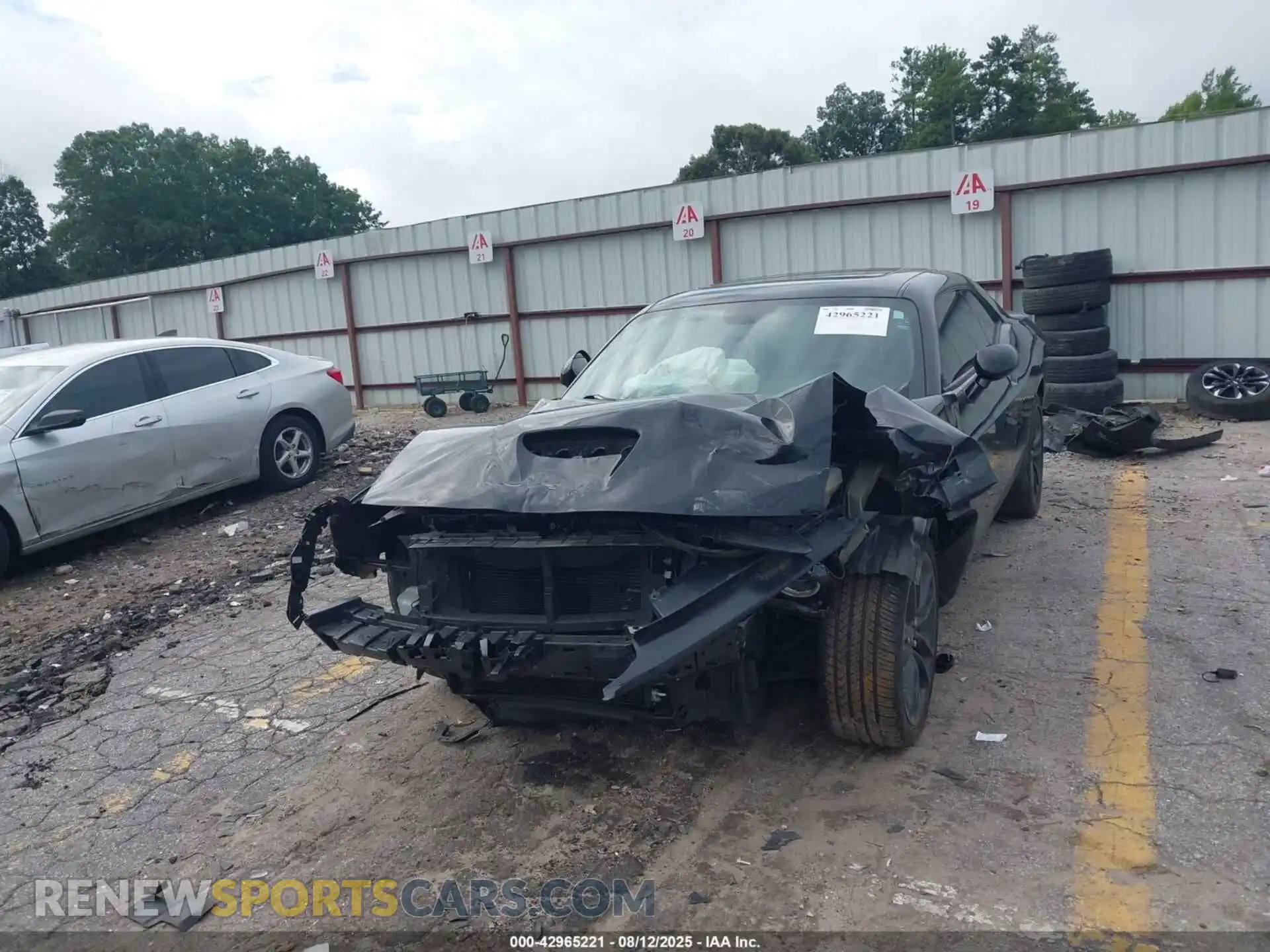 2 Photograph of a damaged car 2C3CDZKG6NH194721 DODGE CHALLENGER 2022
