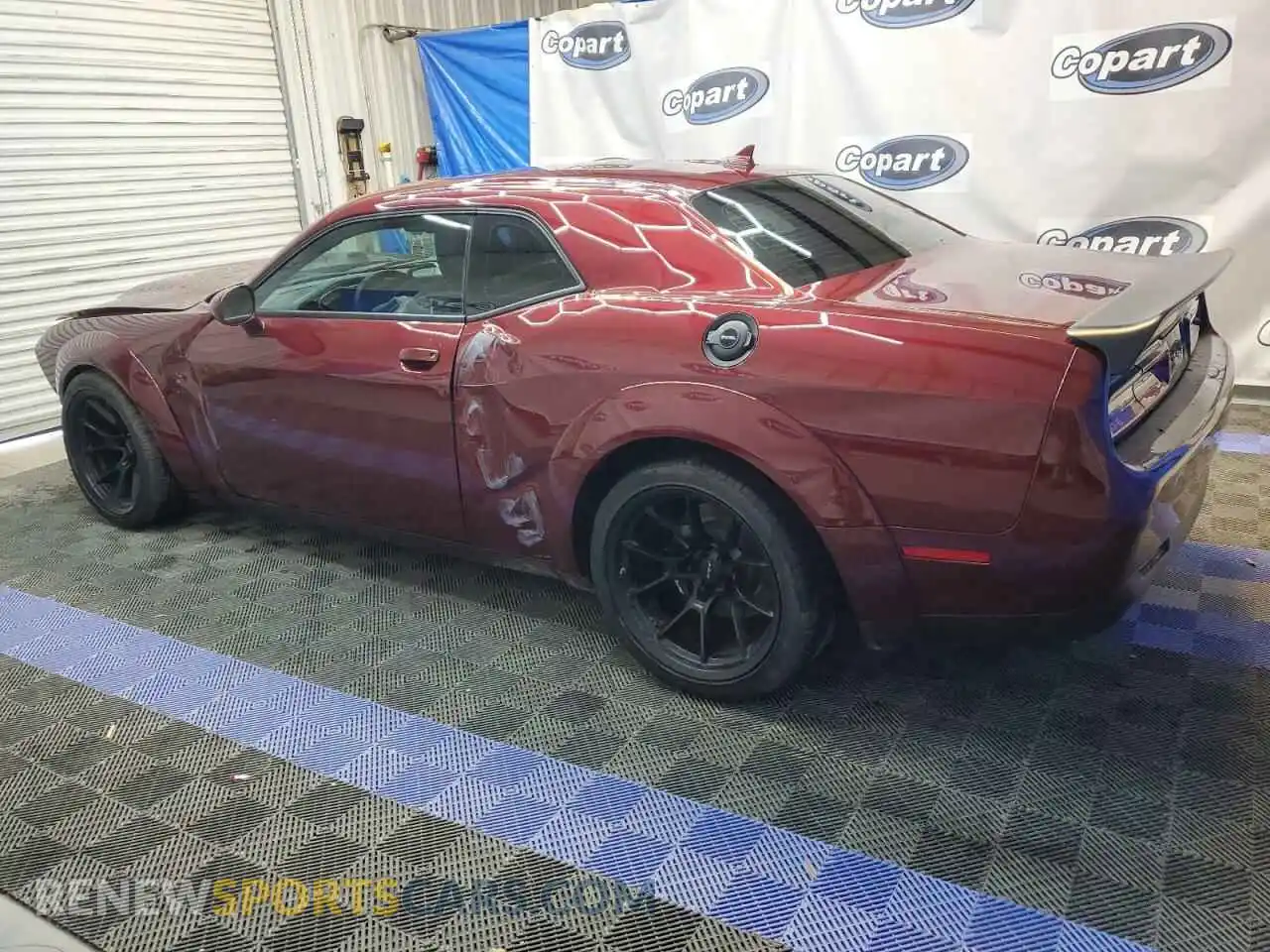 2 Photograph of a damaged car 2C3CDZL94NH136073 DODGE CHALLENGER 2022