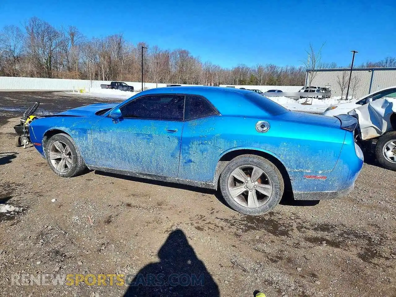 2 fotografías del automóvil dañado 2C3CDZAG0PH602053 DODGE CHALLENGER 2023