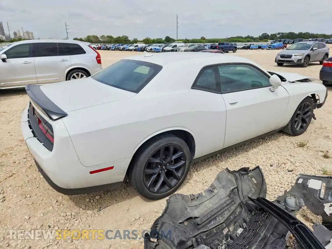 3 Photograph of a damaged car 2C3CDZAG3PH587015 DODGE CHALLENGER 2023