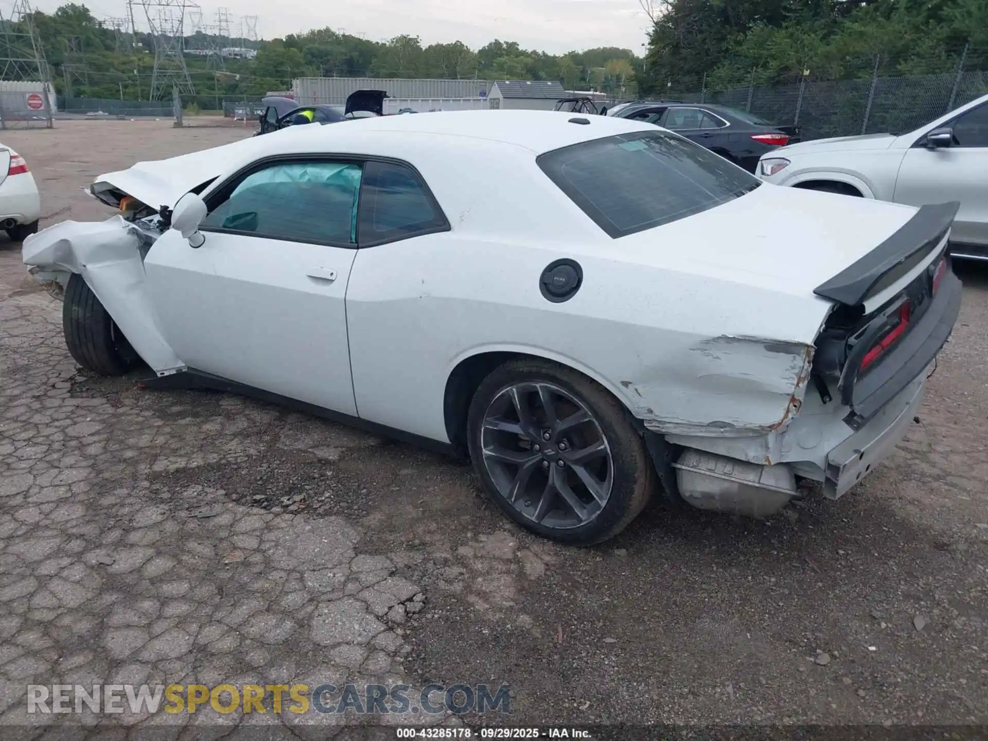 3 Photograph of a damaged car 2C3CDZAG3PH596975 DODGE CHALLENGER 2023