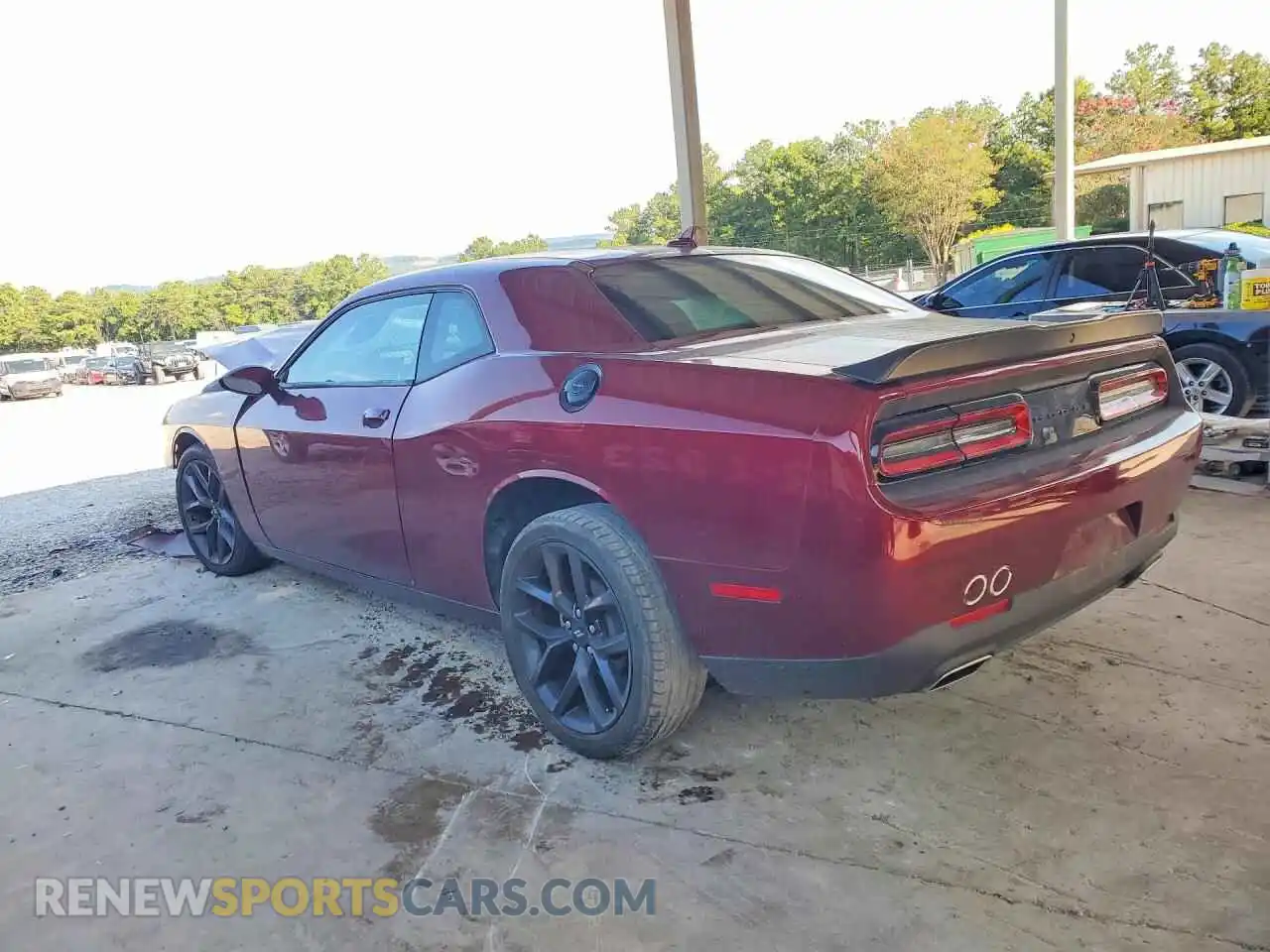 2 fotografías del automóvil dañado 2C3CDZAG5PH550032 DODGE CHALLENGER 2023