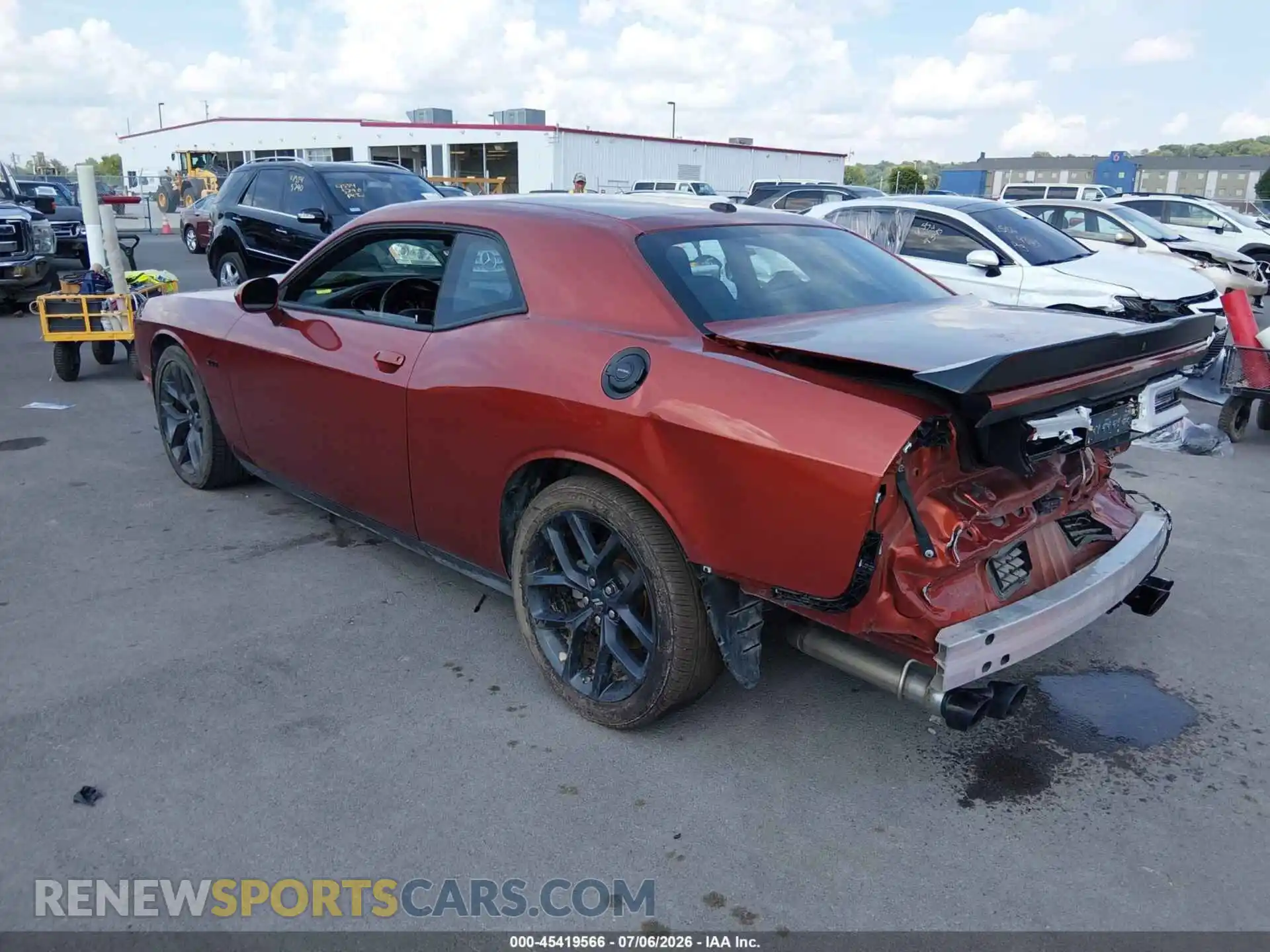 3 Photograph of a damaged car 2C3CDZBT1PH648342 DODGE CHALLENGER 2023