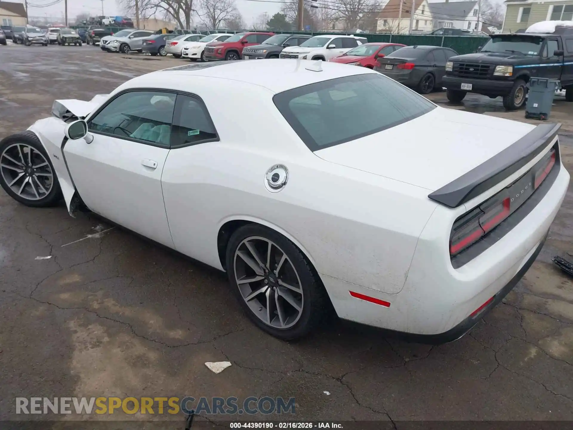 3 Photograph of a damaged car 2C3CDZBT2PH654621 DODGE CHALLENGER 2023