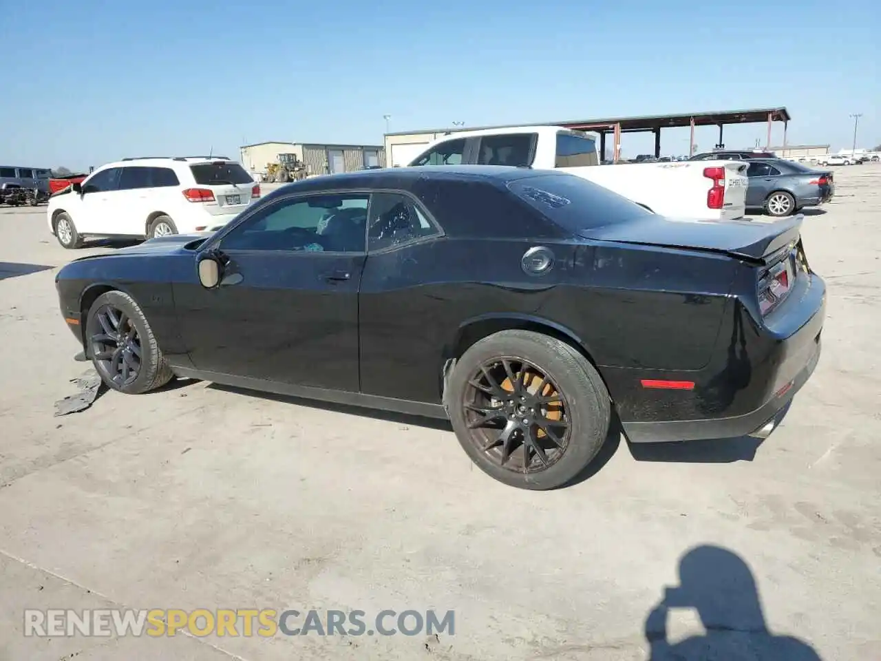 2 fotografías del automóvil dañado 2C3CDZBT4PH654927 DODGE CHALLENGER 2023