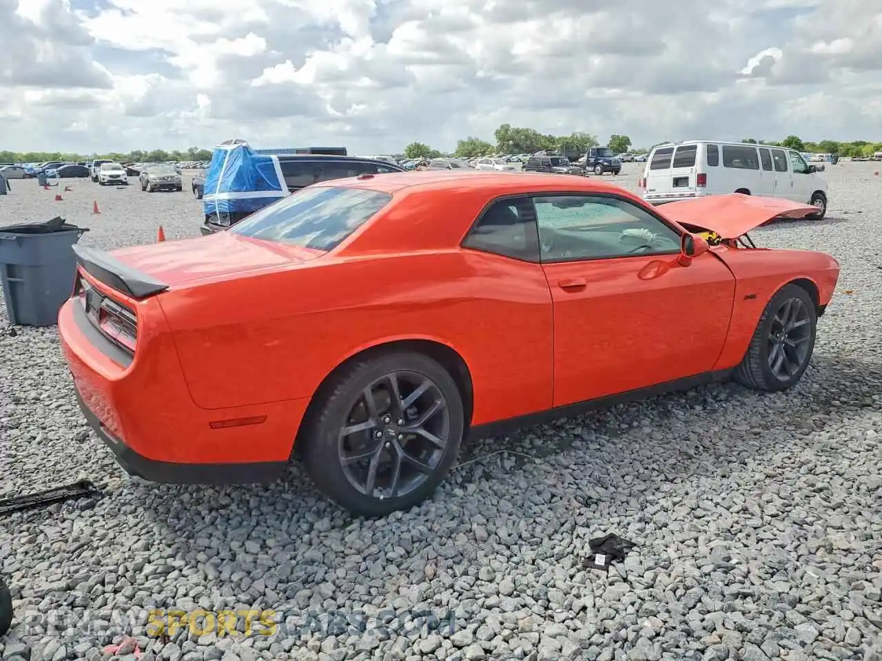 3 Photograph of a damaged car 2C3CDZBT4PH662445 DODGE CHALLENGER 2023