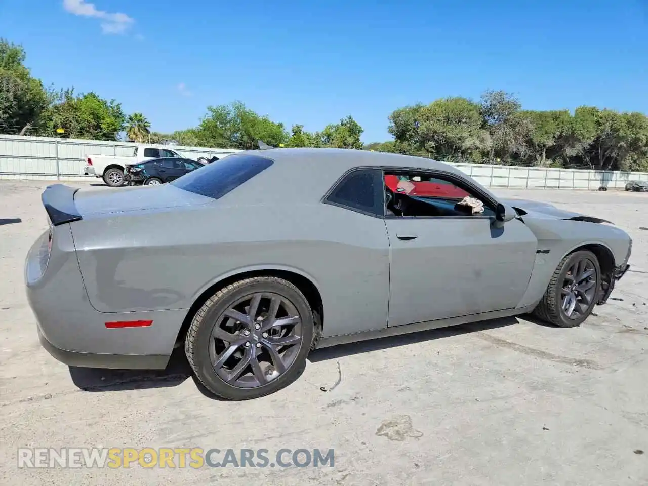 3 Photograph of a damaged car 2C3CDZBT4PH682338 DODGE CHALLENGER 2023