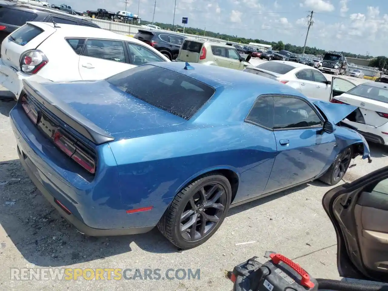 3 Photograph of a damaged car 2C3CDZBT7PH518193 DODGE CHALLENGER 2023