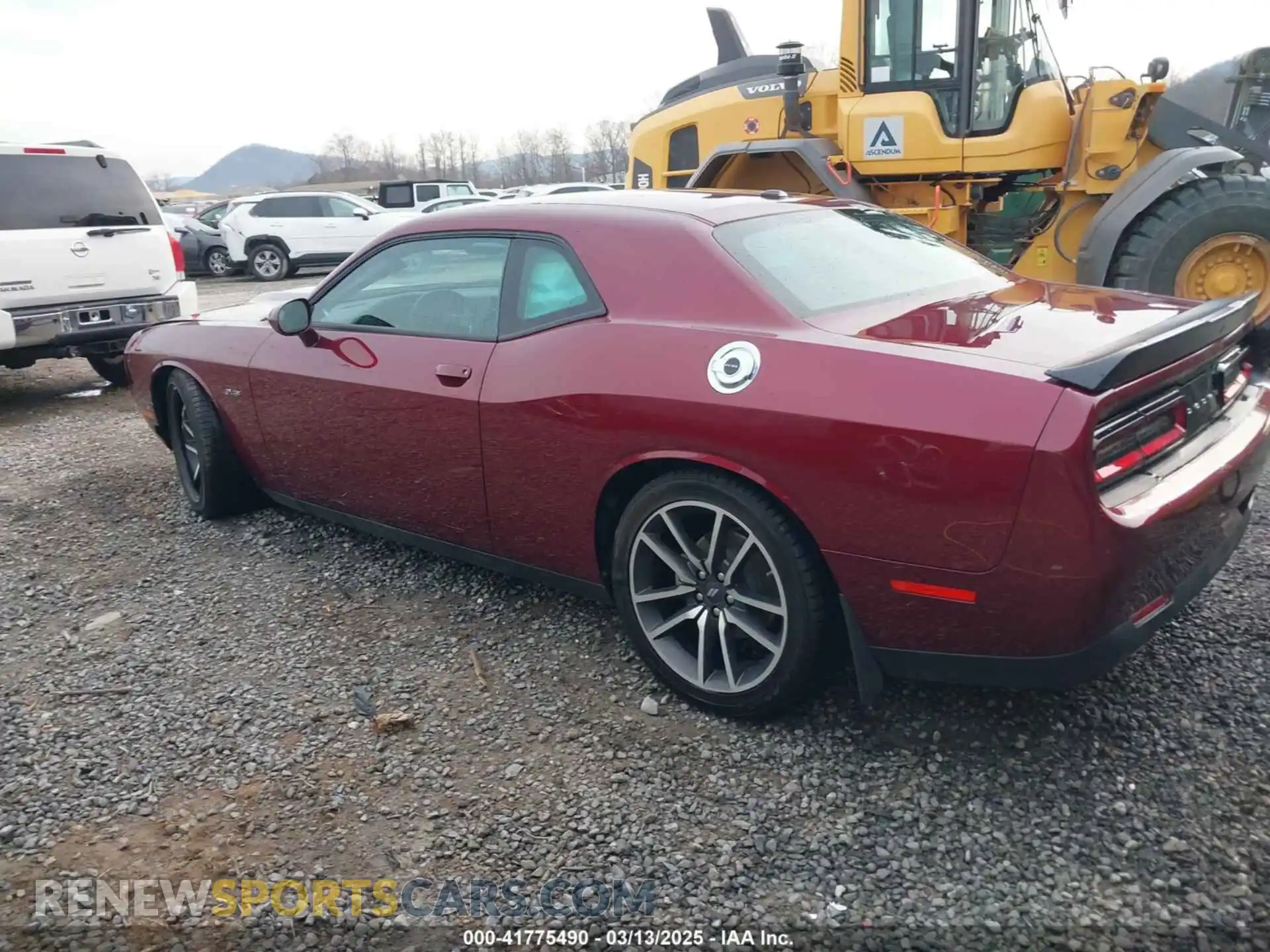 3 Фотография поврежденного автомобиля 2C3CDZBT8PH658916 DODGE CHALLENGER 2023