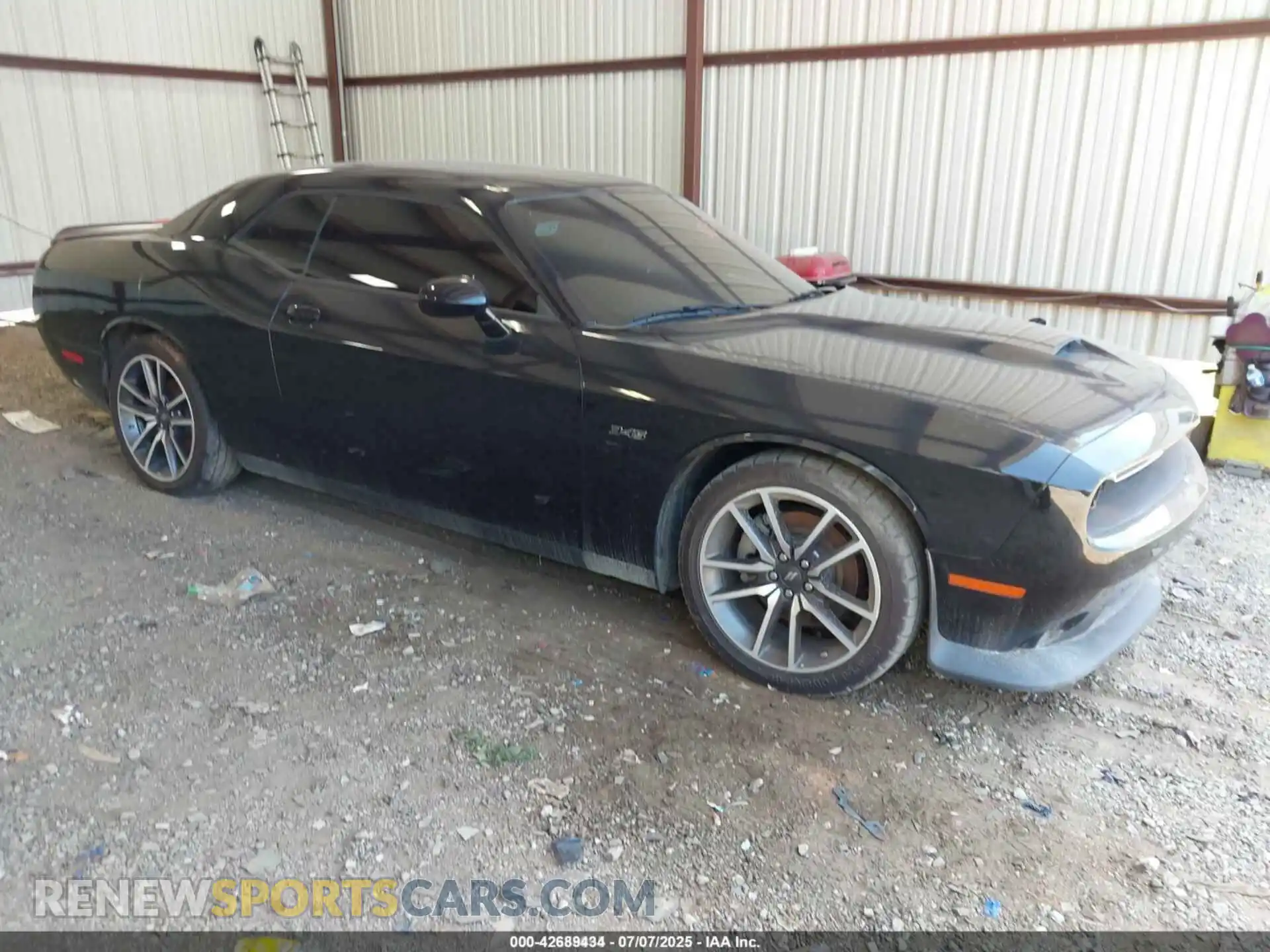 1 Photograph of a damaged car 2C3CDZBT9PH504084 DODGE CHALLENGER 2023