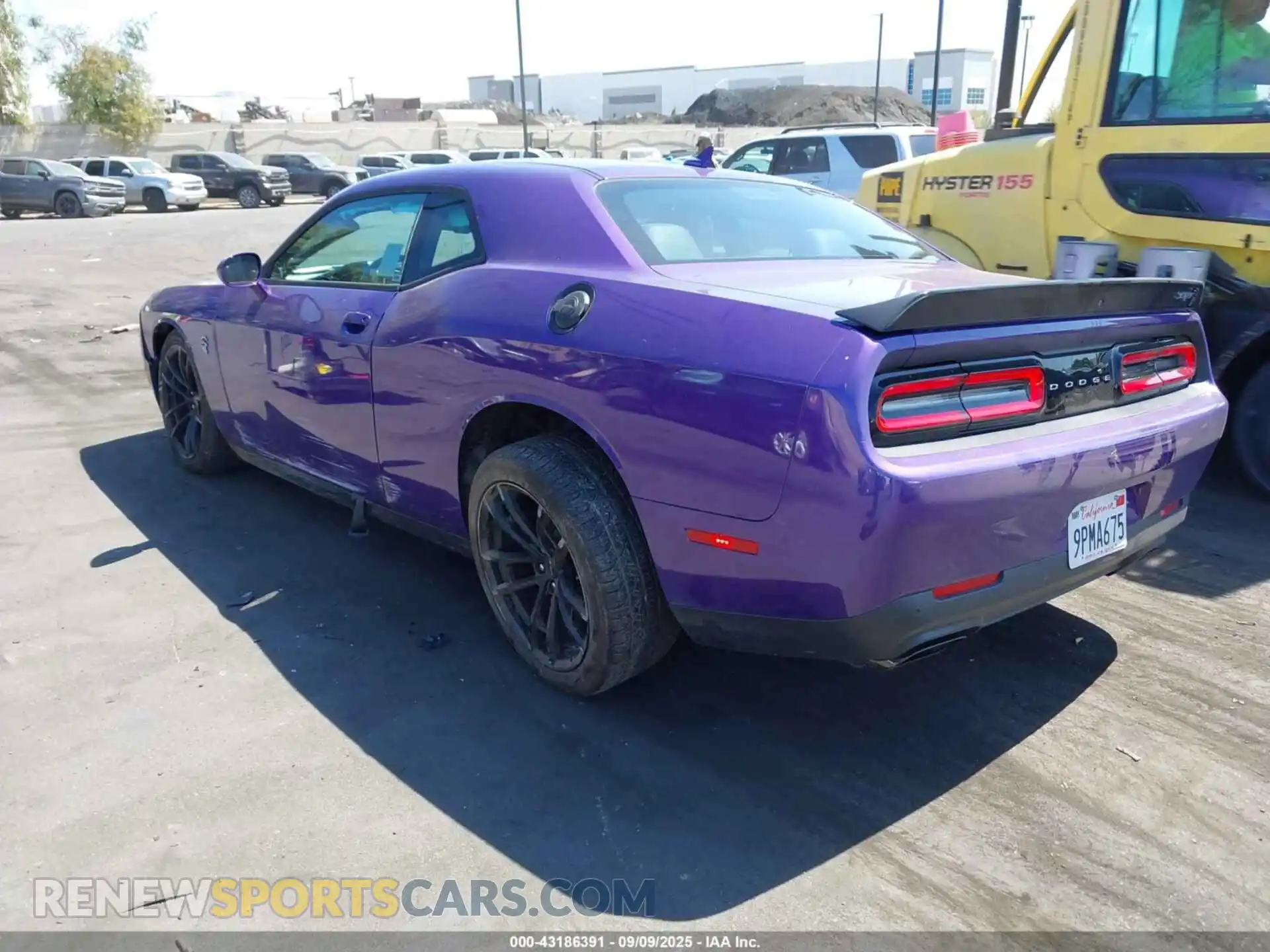 3 Photograph of a damaged car 2C3CDZC91PH557249 DODGE CHALLENGER 2023