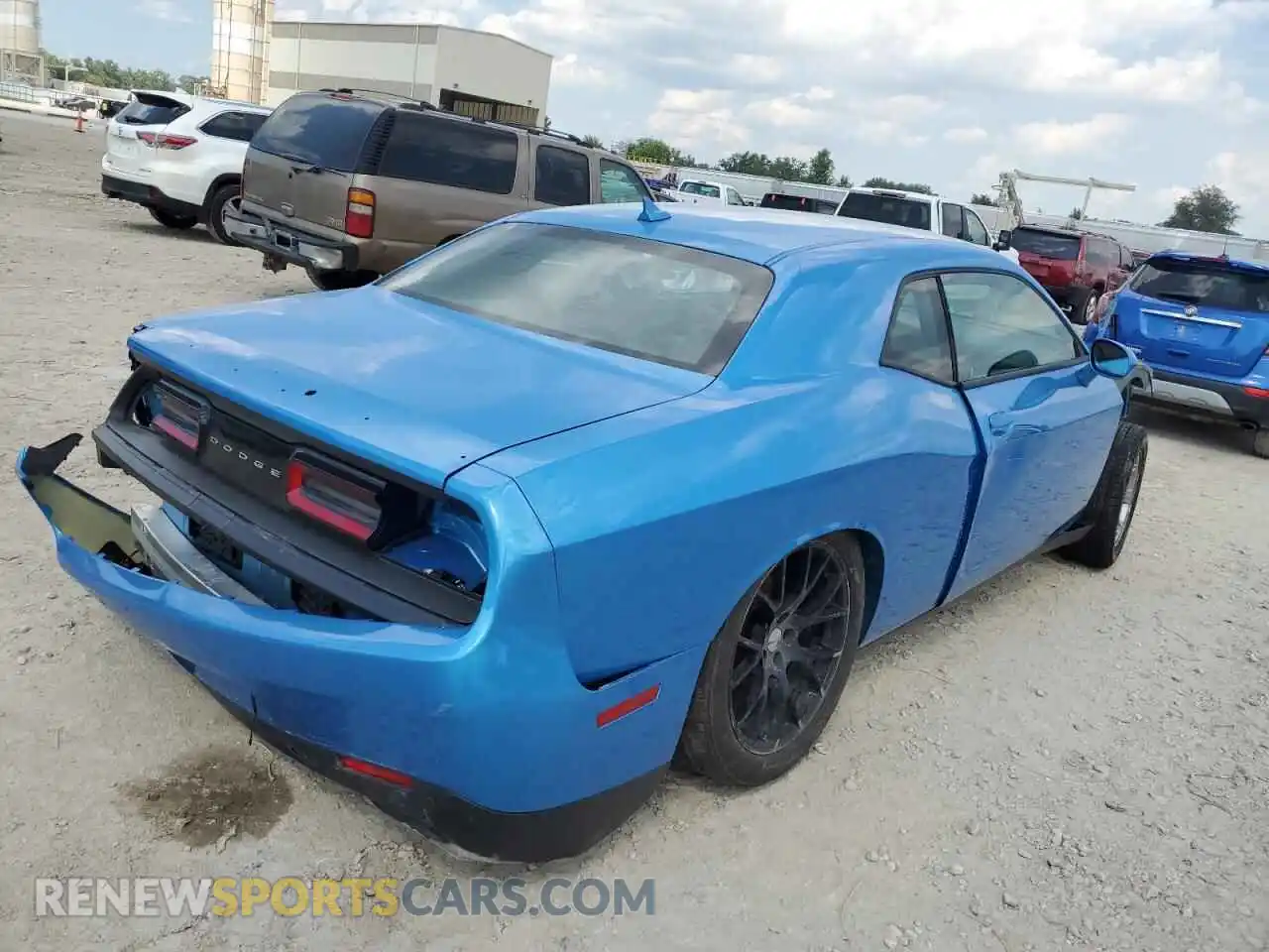 3 Photograph of a damaged car 2C3CDZC95PH647181 DODGE CHALLENGER 2023