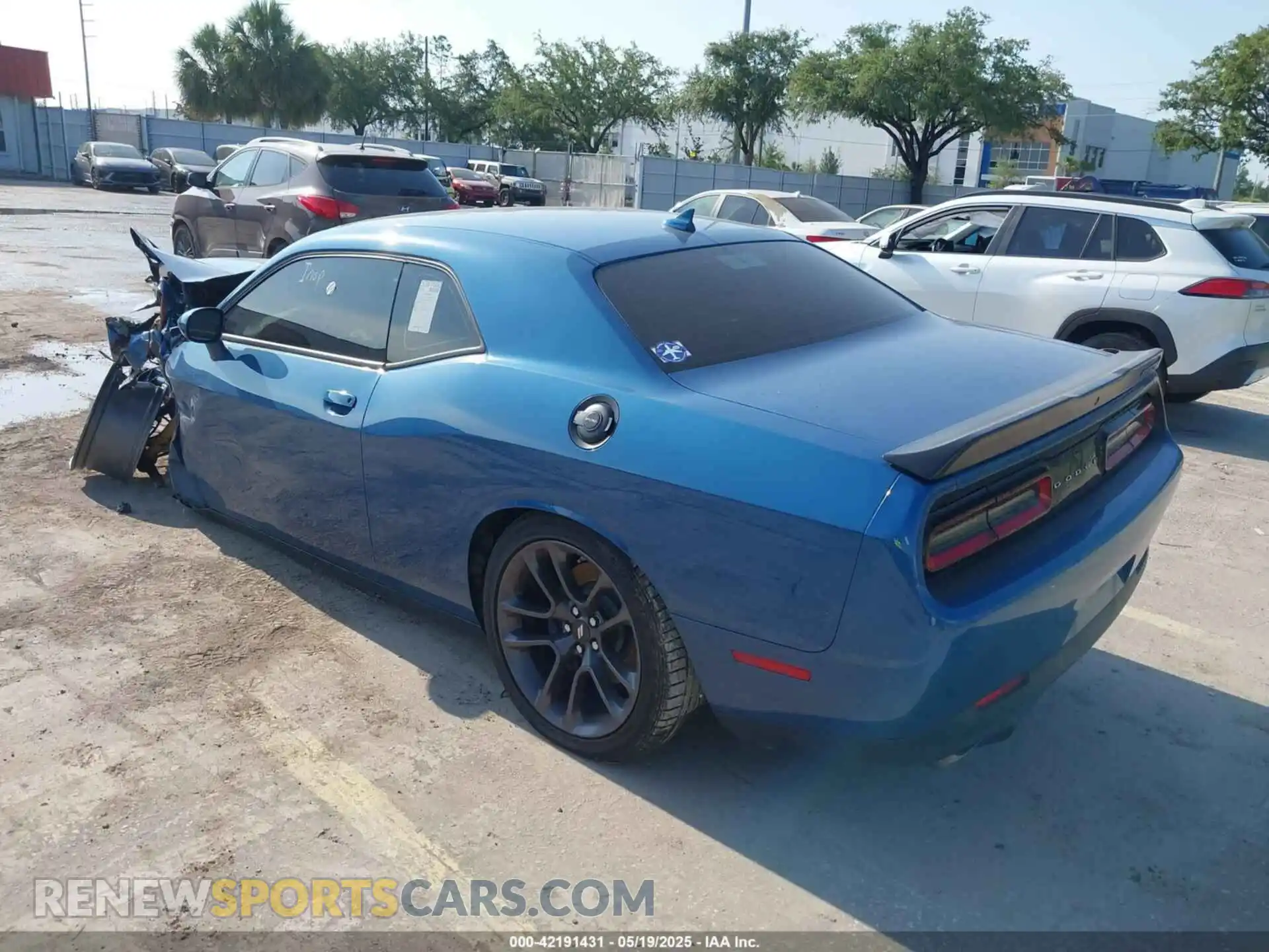 3 Photograph of a damaged car 2C3CDZFJ0PH645344 DODGE CHALLENGER 2023