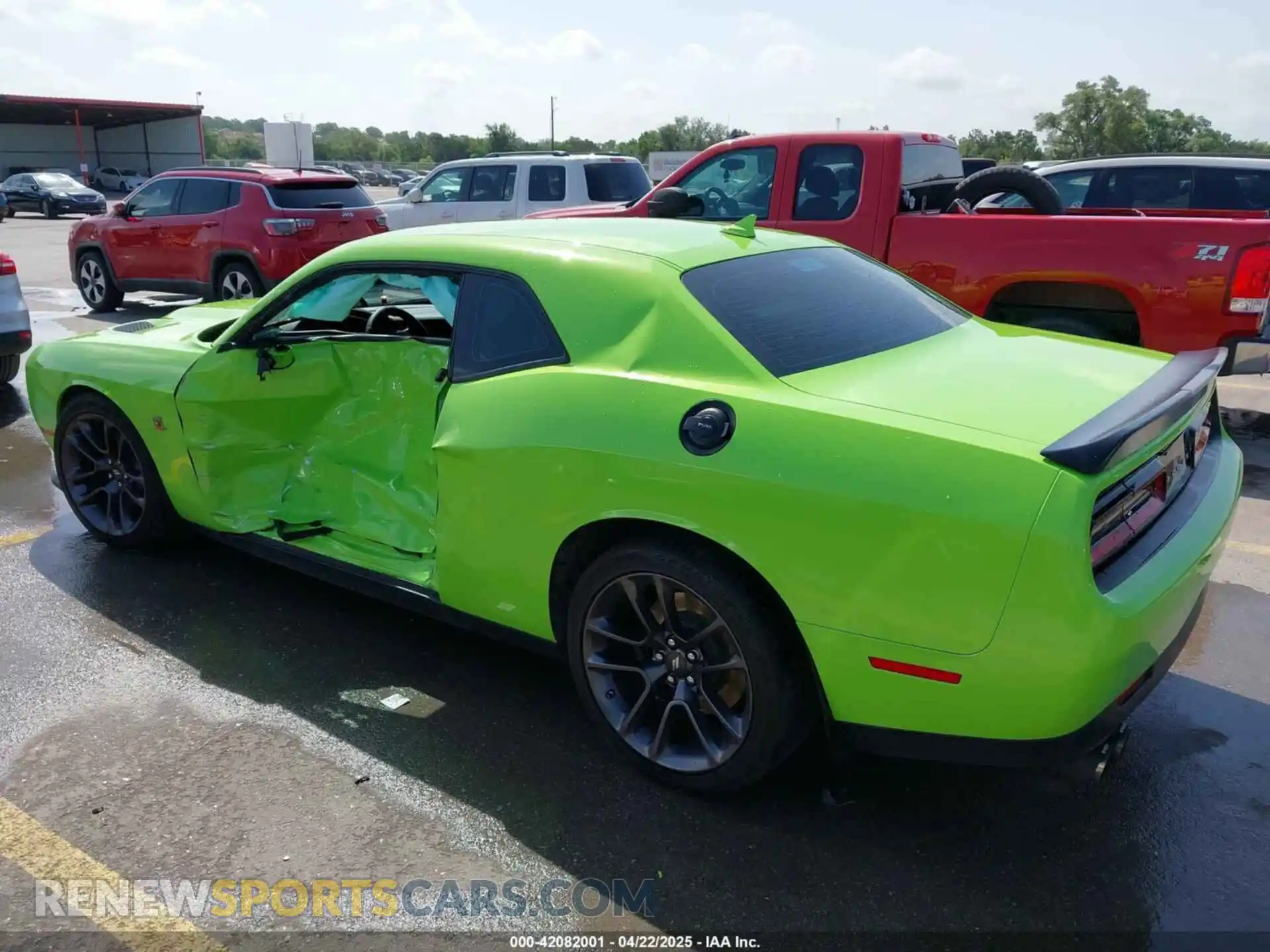 3 Photograph of a damaged car 2C3CDZFJ5PH667775 DODGE CHALLENGER 2023