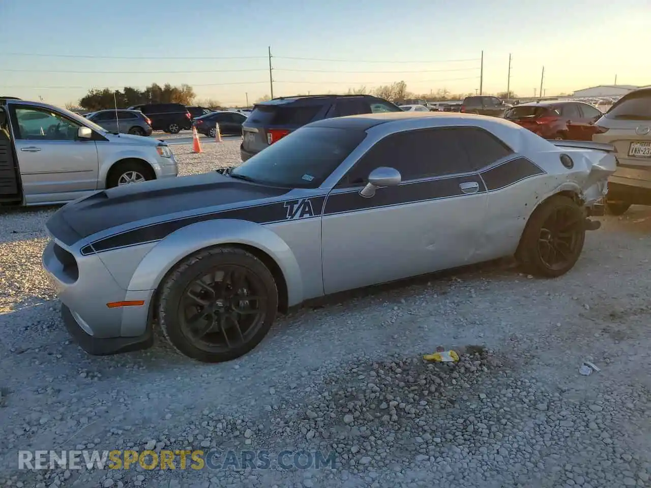 1 Photograph of a damaged car 2C3CDZFJ6PH680910 DODGE CHALLENGER 2023