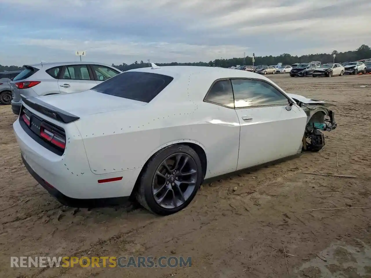 3 Photograph of a damaged car 2C3CDZFJ7PH610882 DODGE CHALLENGER 2023