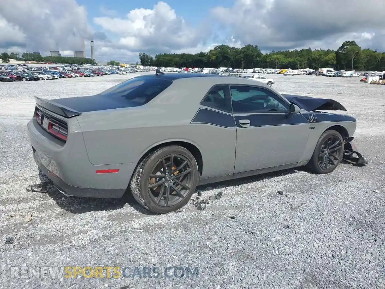 3 Photograph of a damaged car 2C3CDZFJ7PH695674 DODGE CHALLENGER 2023