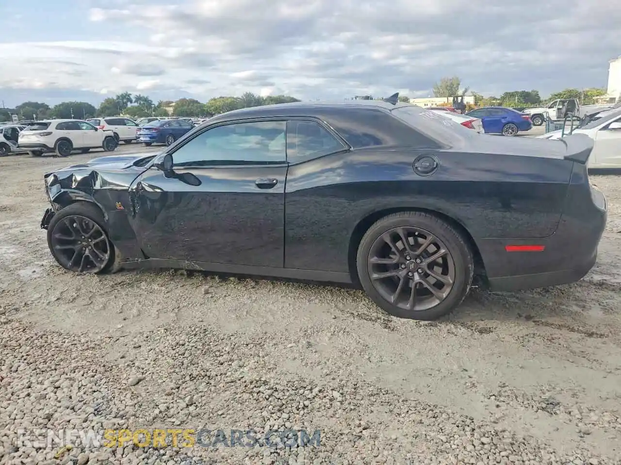2 Фотография поврежденного автомобиля 2C3CDZFJ8PH618067 DODGE CHALLENGER 2023