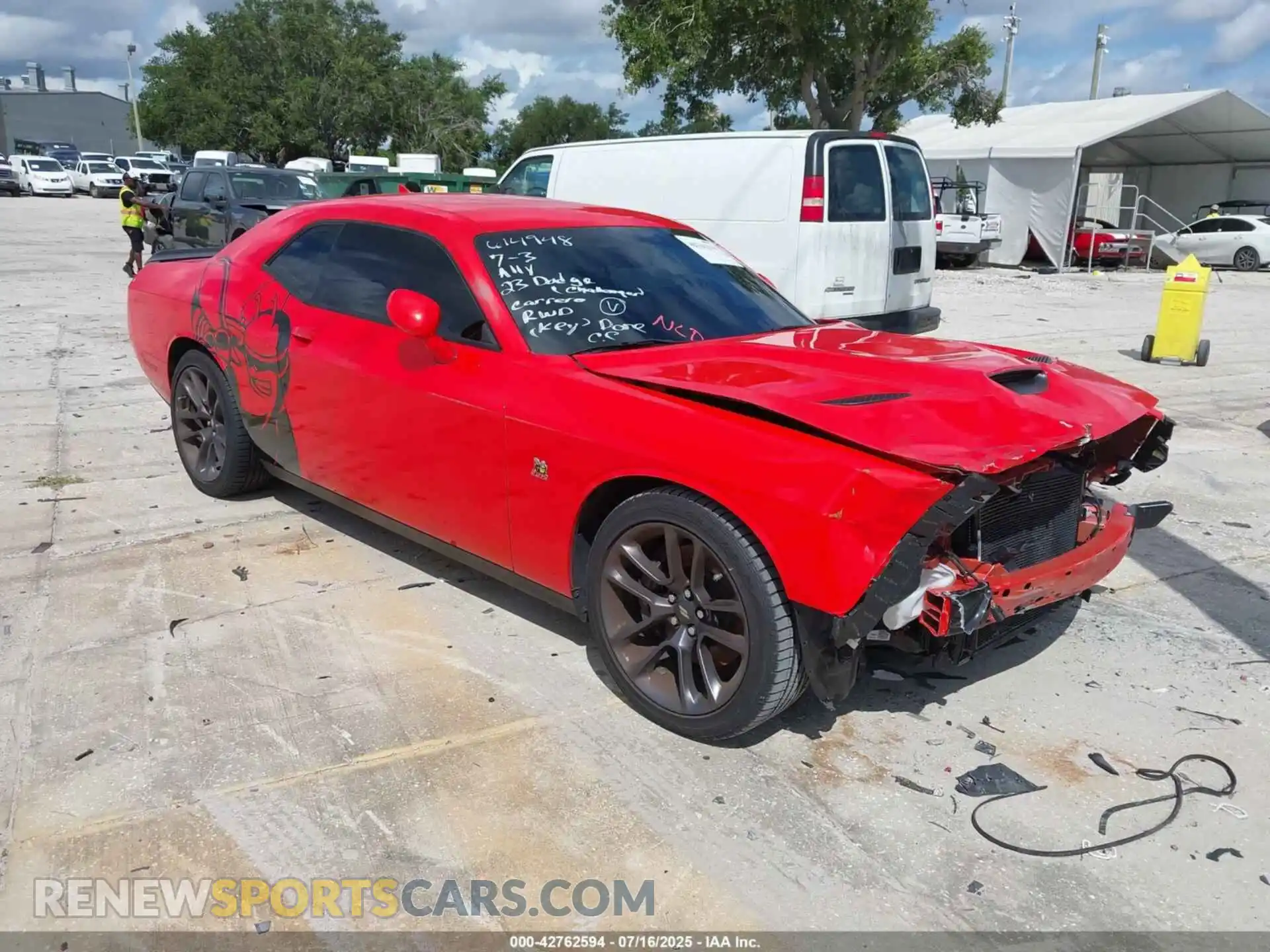 1 Photograph of a damaged car 2C3CDZFJ9PH614948 DODGE CHALLENGER 2023