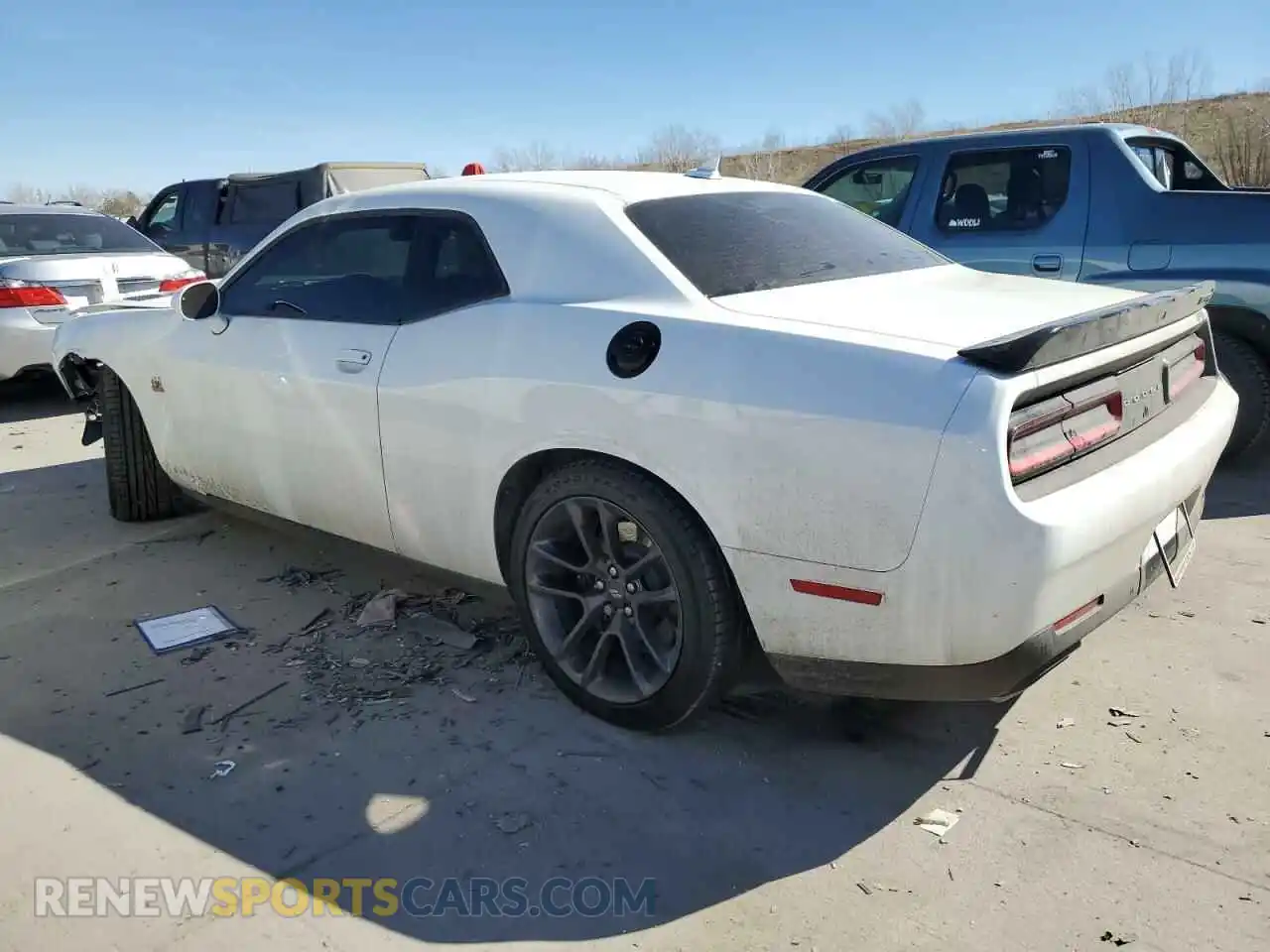 2 Photograph of a damaged car 2C3CDZFJ9PH662577 DODGE CHALLENGER 2023