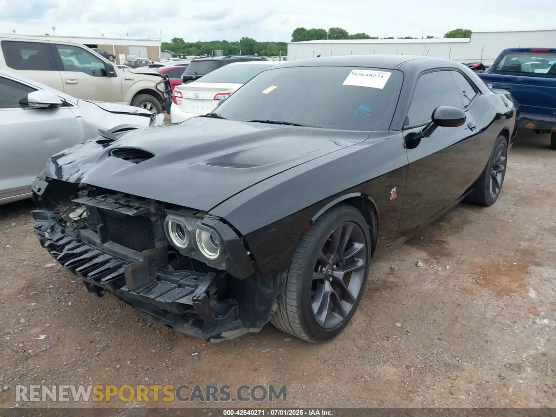 2 Photograph of a damaged car 2C3CDZFJXPH610827 DODGE CHALLENGER 2023