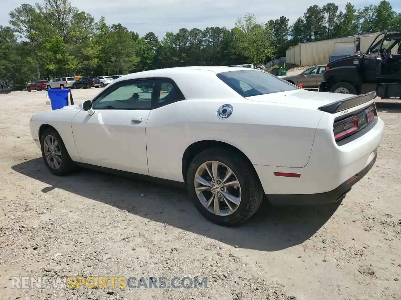 2 Photograph of a damaged car 2C3CDZGG4PH663087 DODGE CHALLENGER 2023
