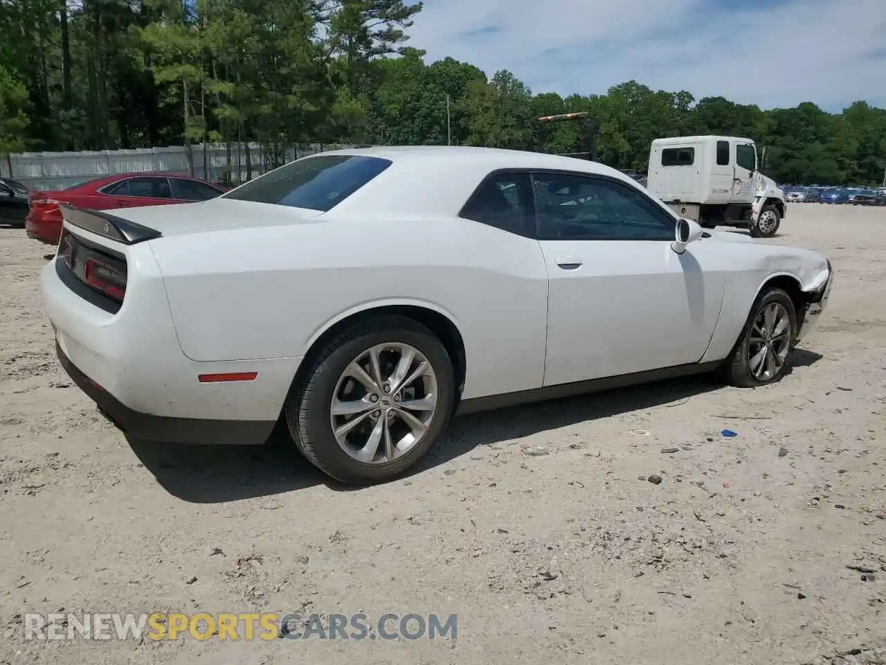 3 Photograph of a damaged car 2C3CDZGG4PH663087 DODGE CHALLENGER 2023