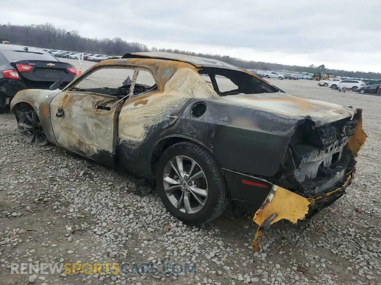 2 Photograph of a damaged car 2C3CDZGG6PH582835 DODGE CHALLENGER 2023