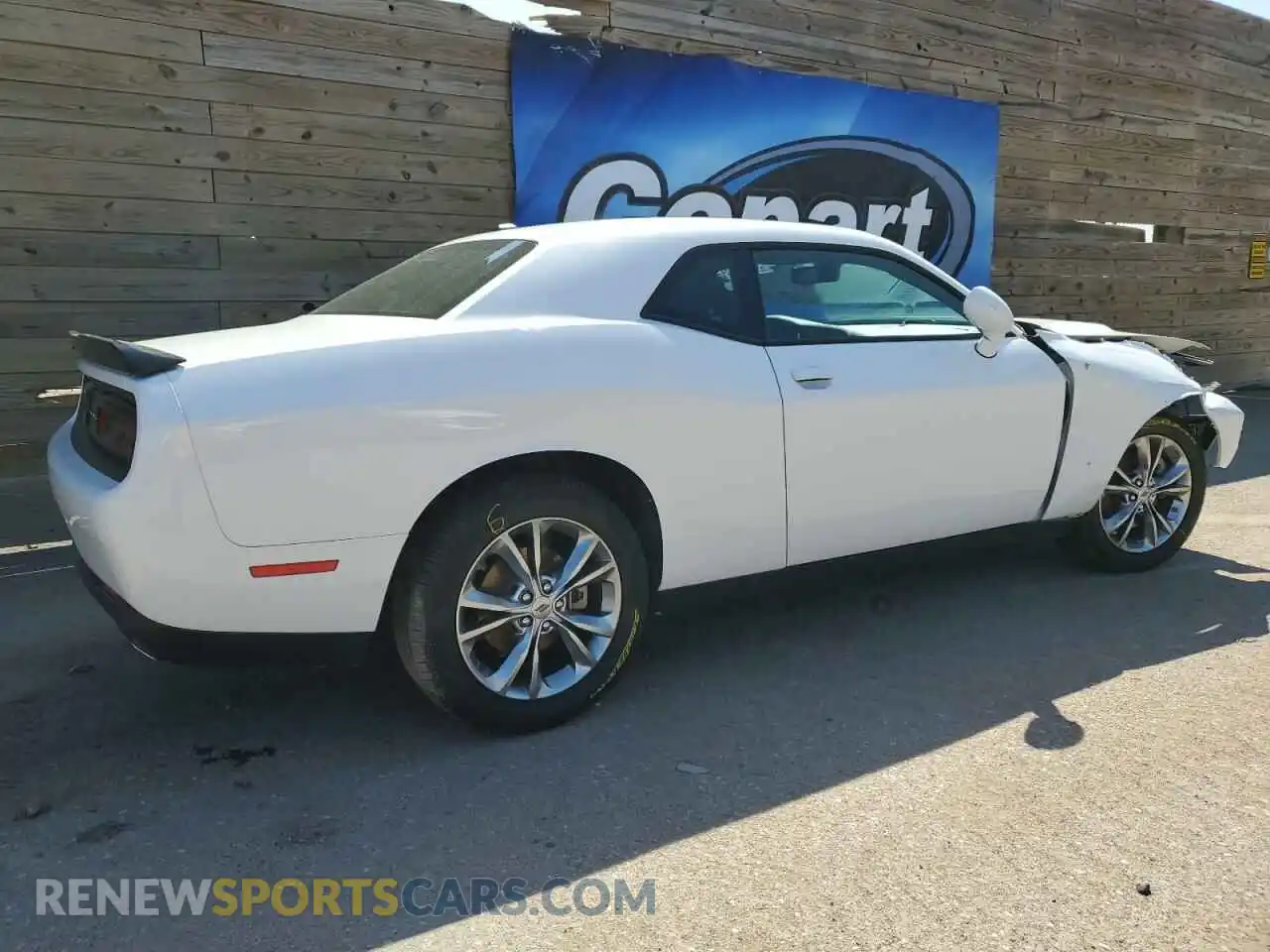 3 Photograph of a damaged car 2C3CDZGGXPH697065 DODGE CHALLENGER 2023
