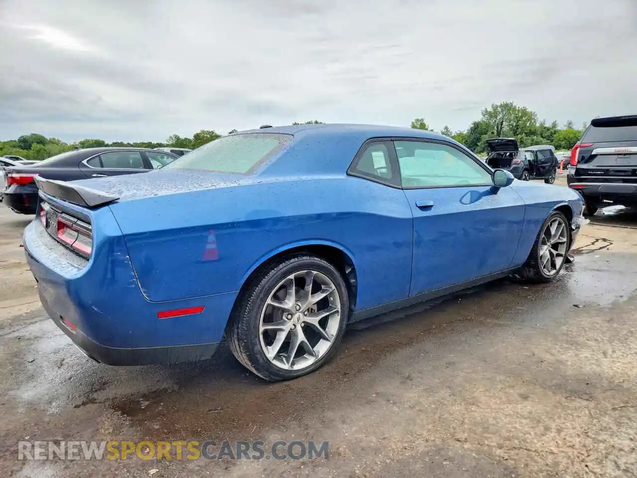 3 Photograph of a damaged car 2C3CDZJG4PH521296 DODGE CHALLENGER 2023