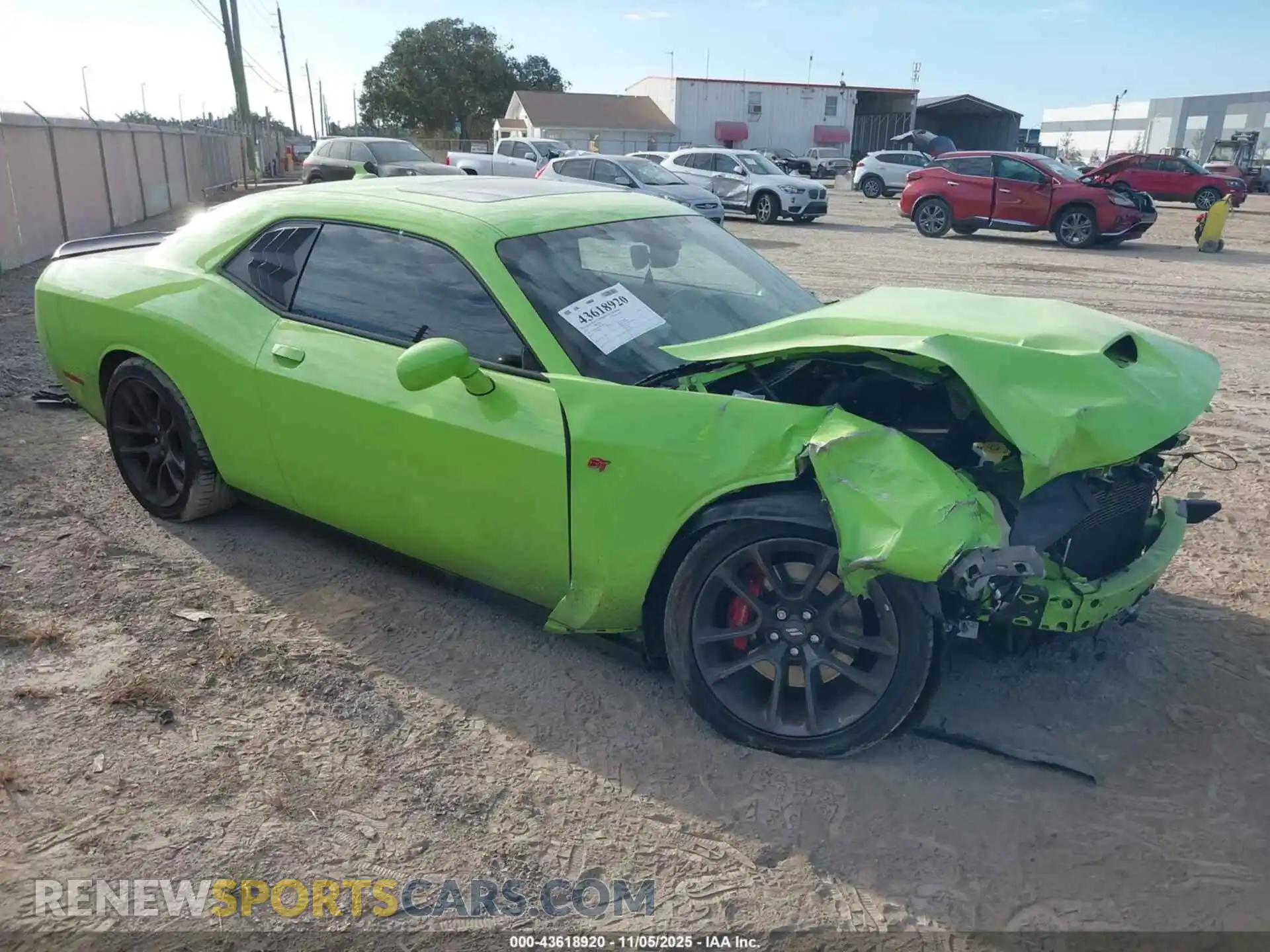 1 Photograph of a damaged car 2C3CDZJG5PH590918 DODGE CHALLENGER 2023