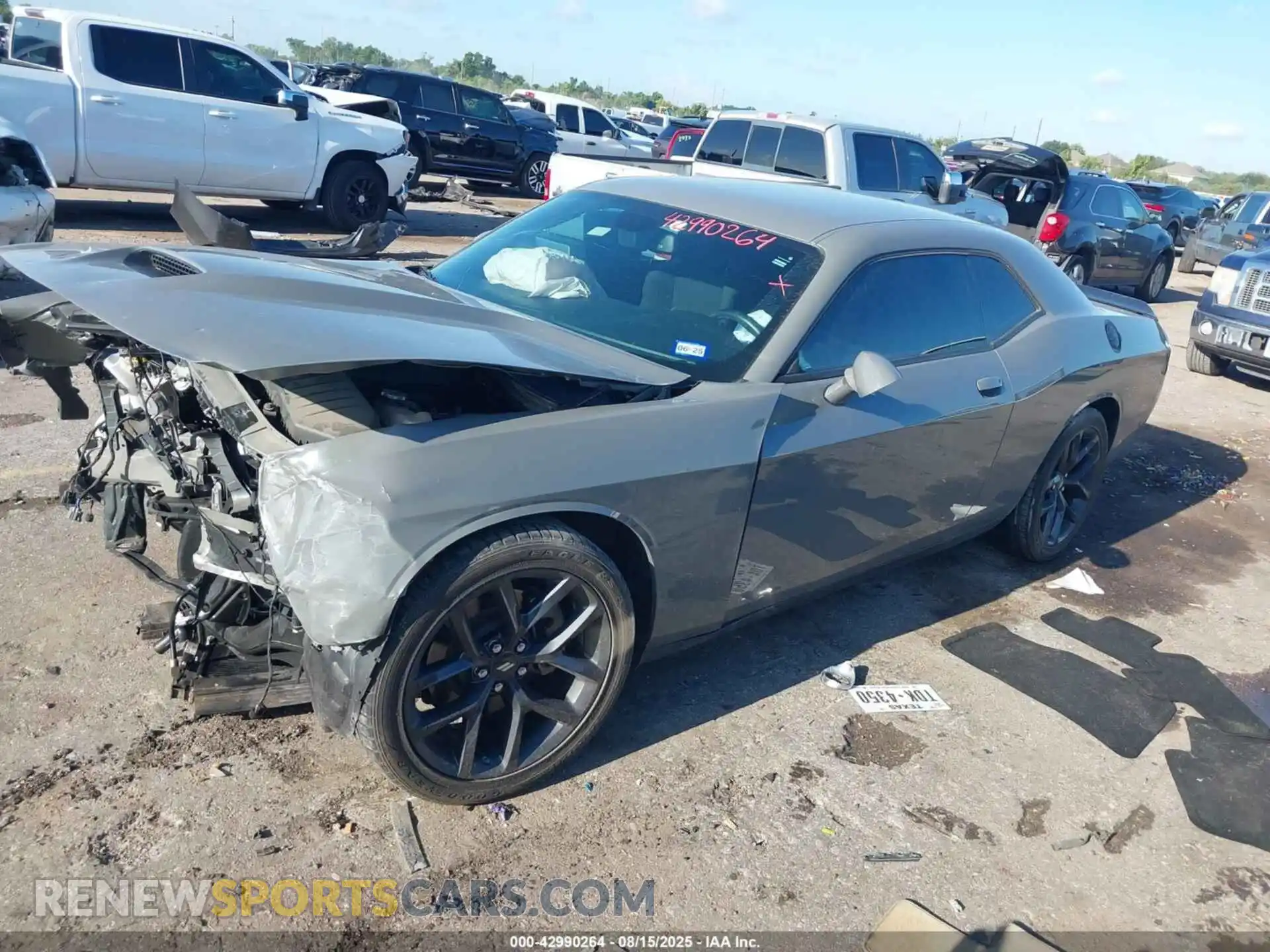 2 fotografías del automóvil dañado 2C3CDZJG5PH590949 DODGE CHALLENGER 2023