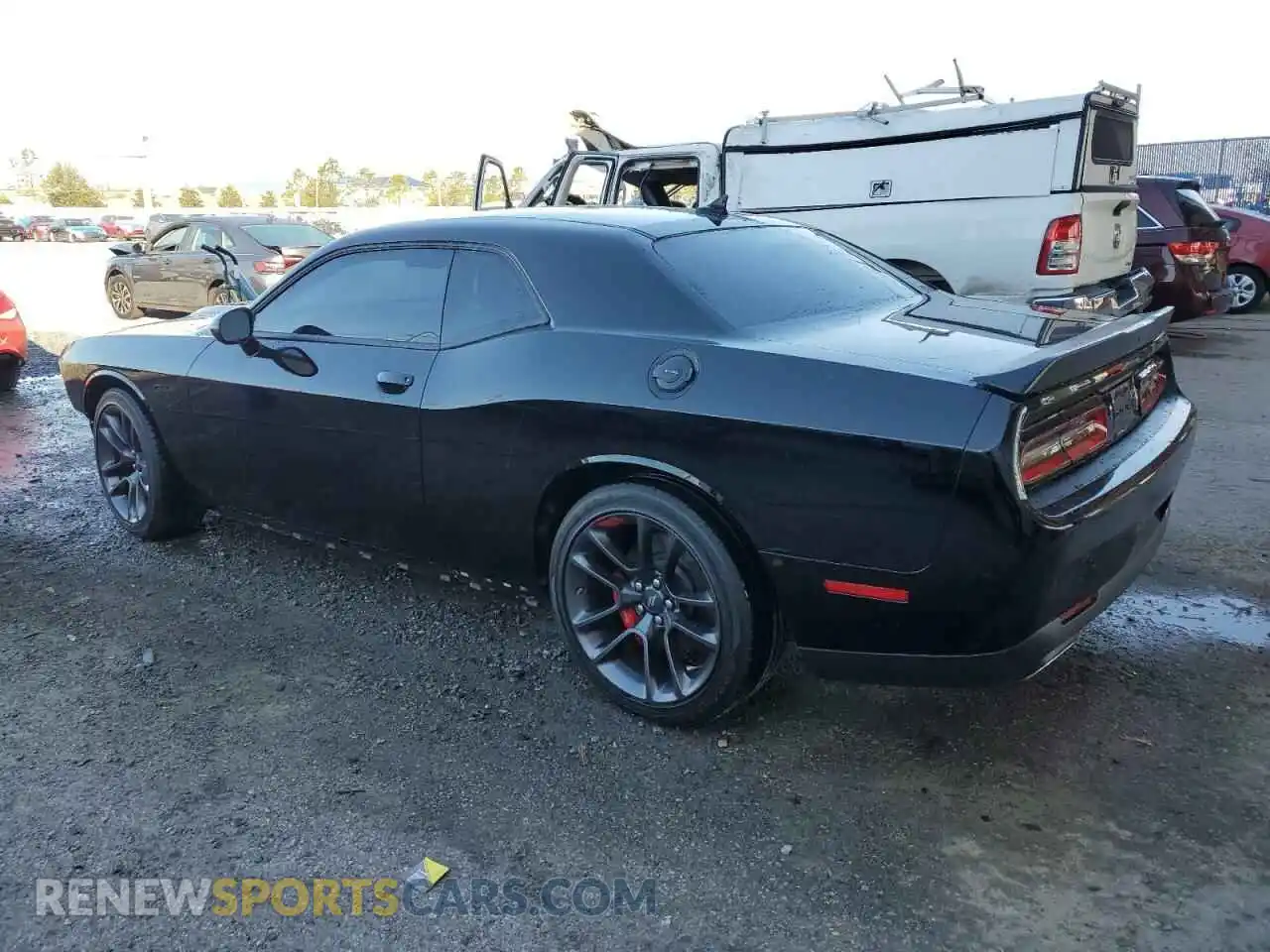 2 fotografías del automóvil dañado 2C3CDZJG5PH591048 DODGE CHALLENGER 2023