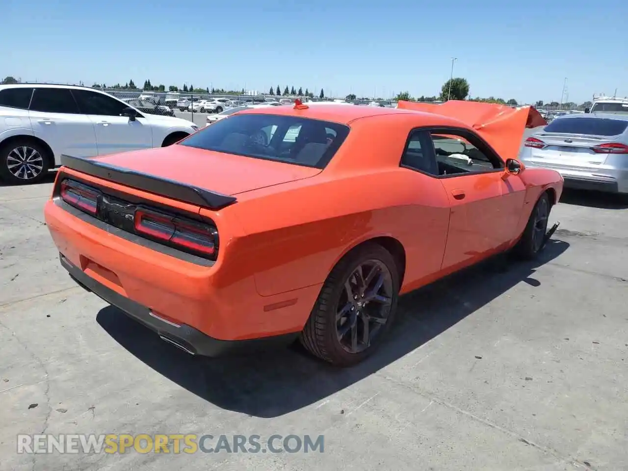 3 Photograph of a damaged car 2C3CDZJG5PH649708 DODGE CHALLENGER 2023