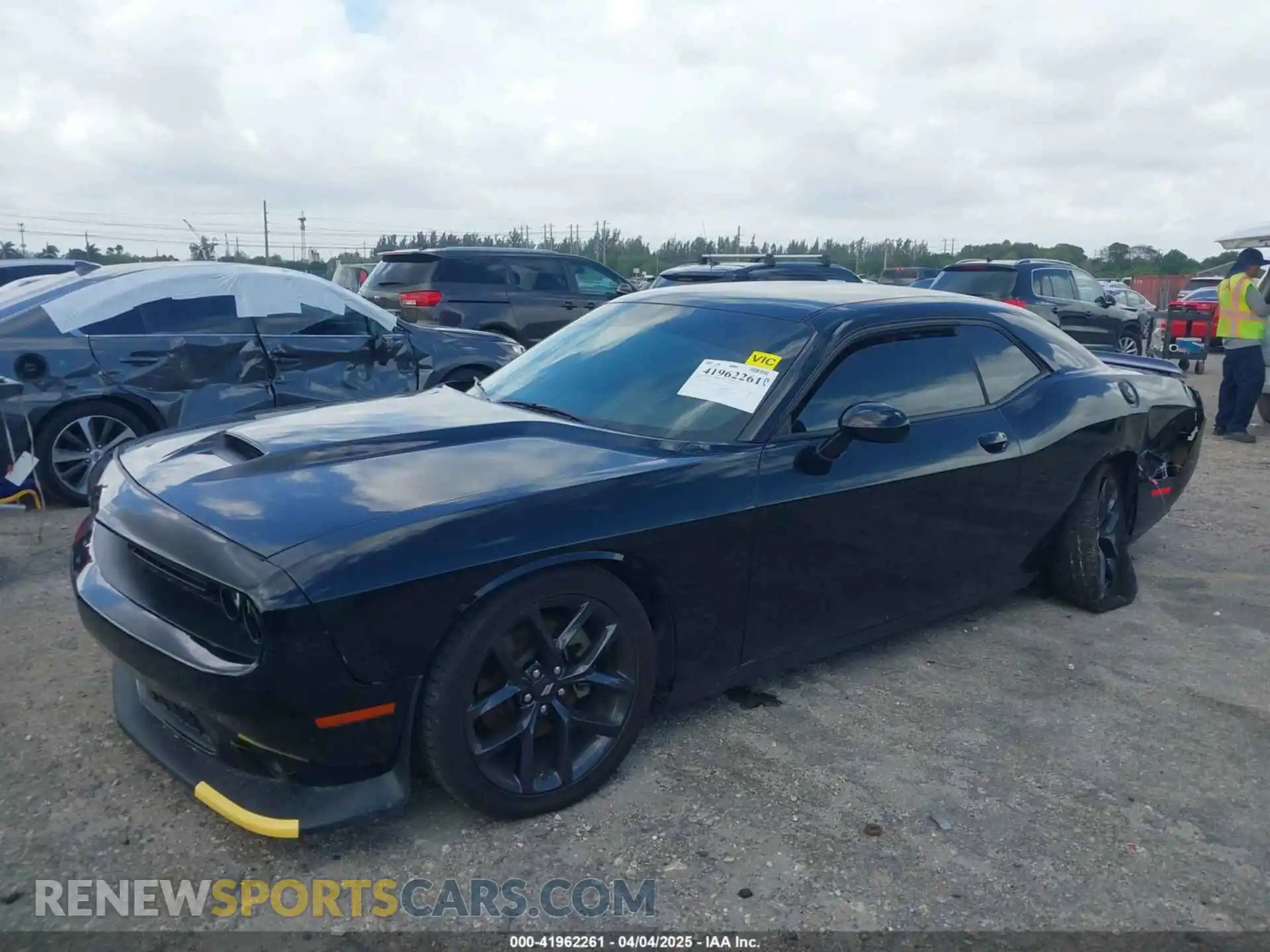 2 Photograph of a damaged car 2C3CDZJG6PH695225 DODGE CHALLENGER 2023
