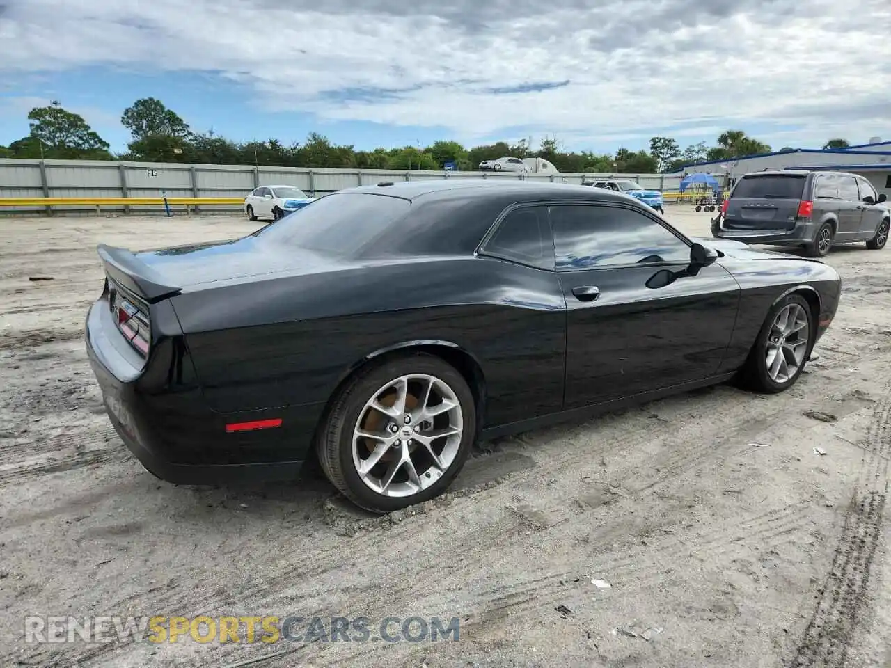 3 Photograph of a damaged car 2C3CDZJG8PH521334 DODGE CHALLENGER 2023