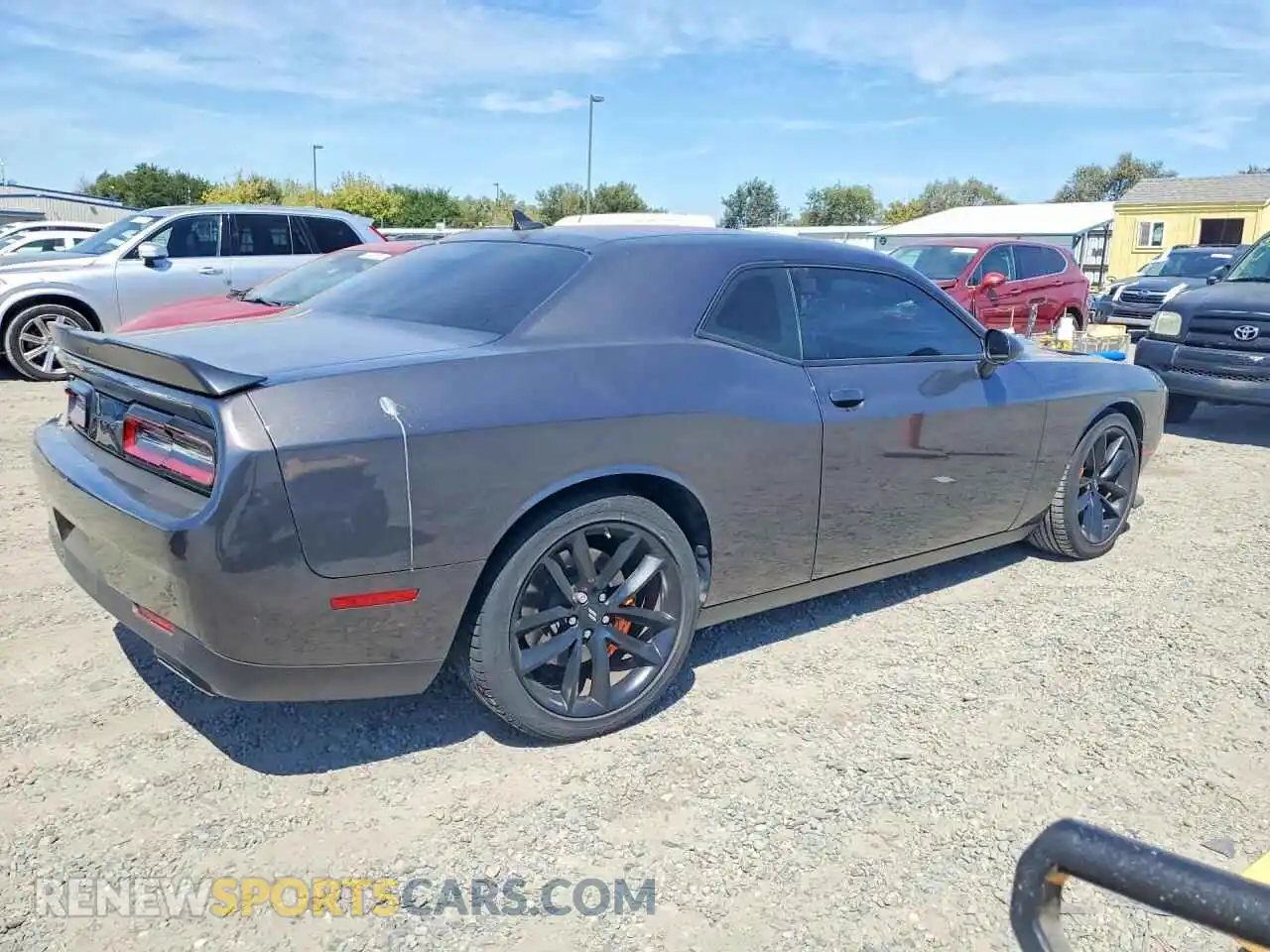 3 Photograph of a damaged car 2C3CDZJGXPH637523 DODGE CHALLENGER 2023