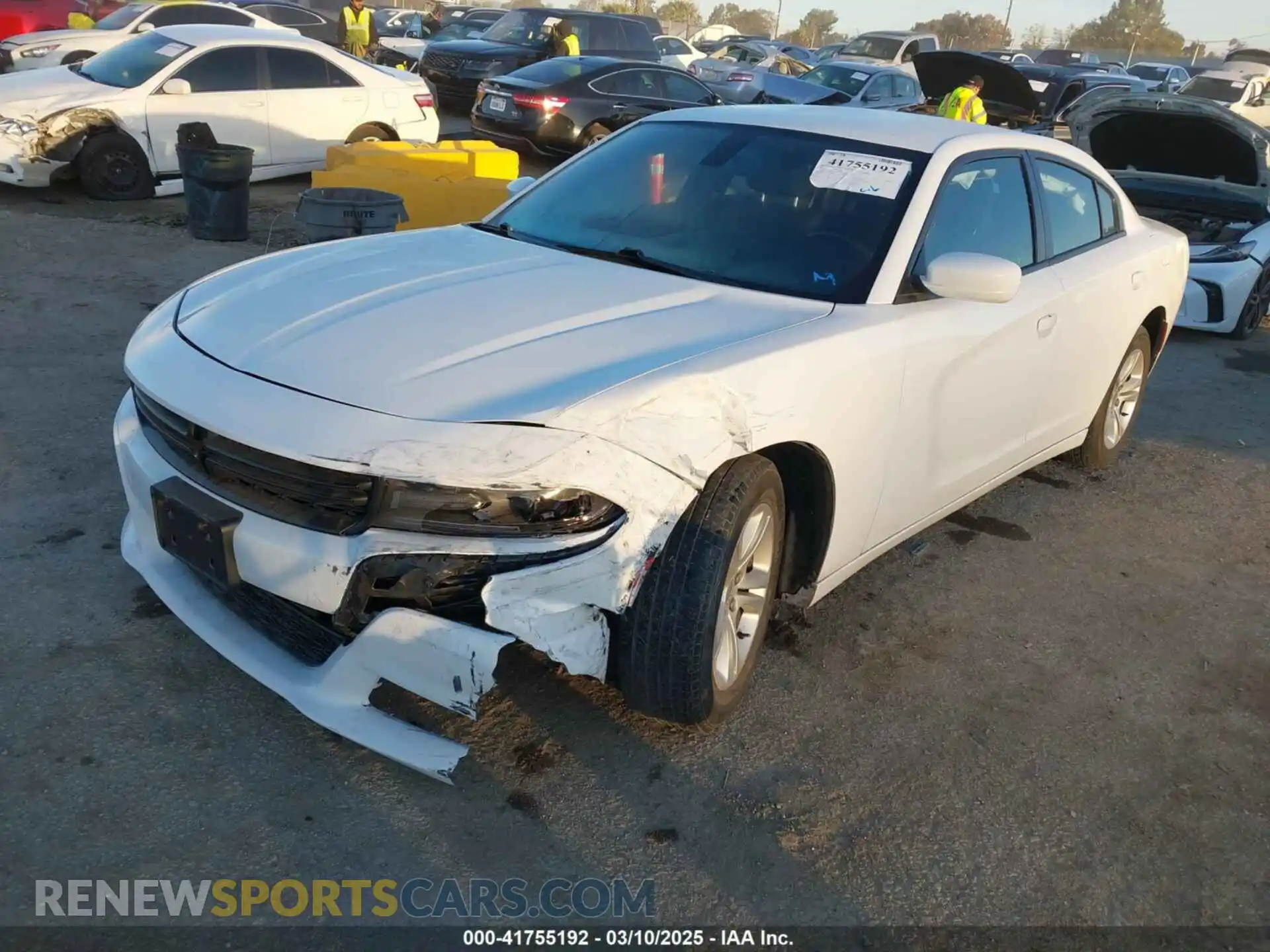 2 fotografías del automóvil dañado 2C3CDXBG2KH672620 DODGE CHARGER 2019