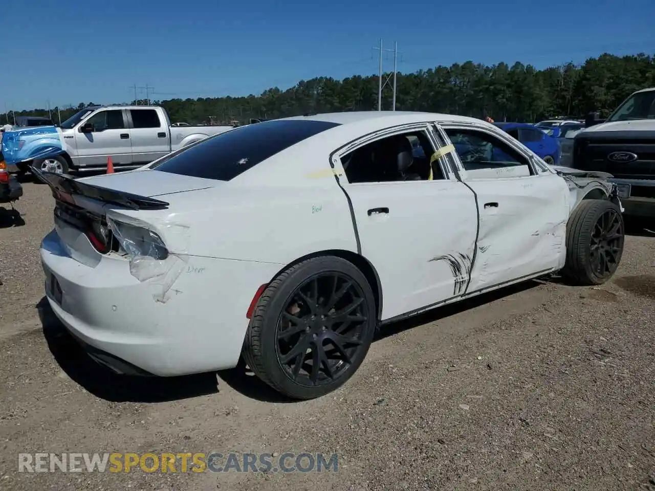 3 fotografías del automóvil dañado 2C3CDXBG9KH743683 DODGE CHARGER 2019