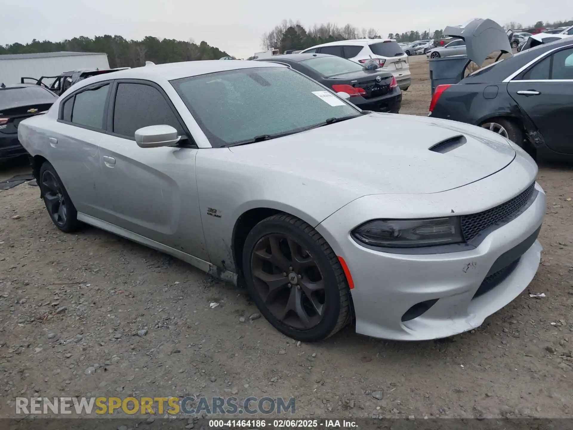 1 Photograph of a damaged car 2C3CDXCT2KH605656 DODGE CHARGER 2019