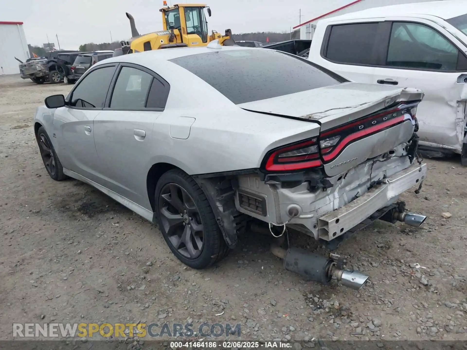3 Photograph of a damaged car 2C3CDXCT2KH605656 DODGE CHARGER 2019