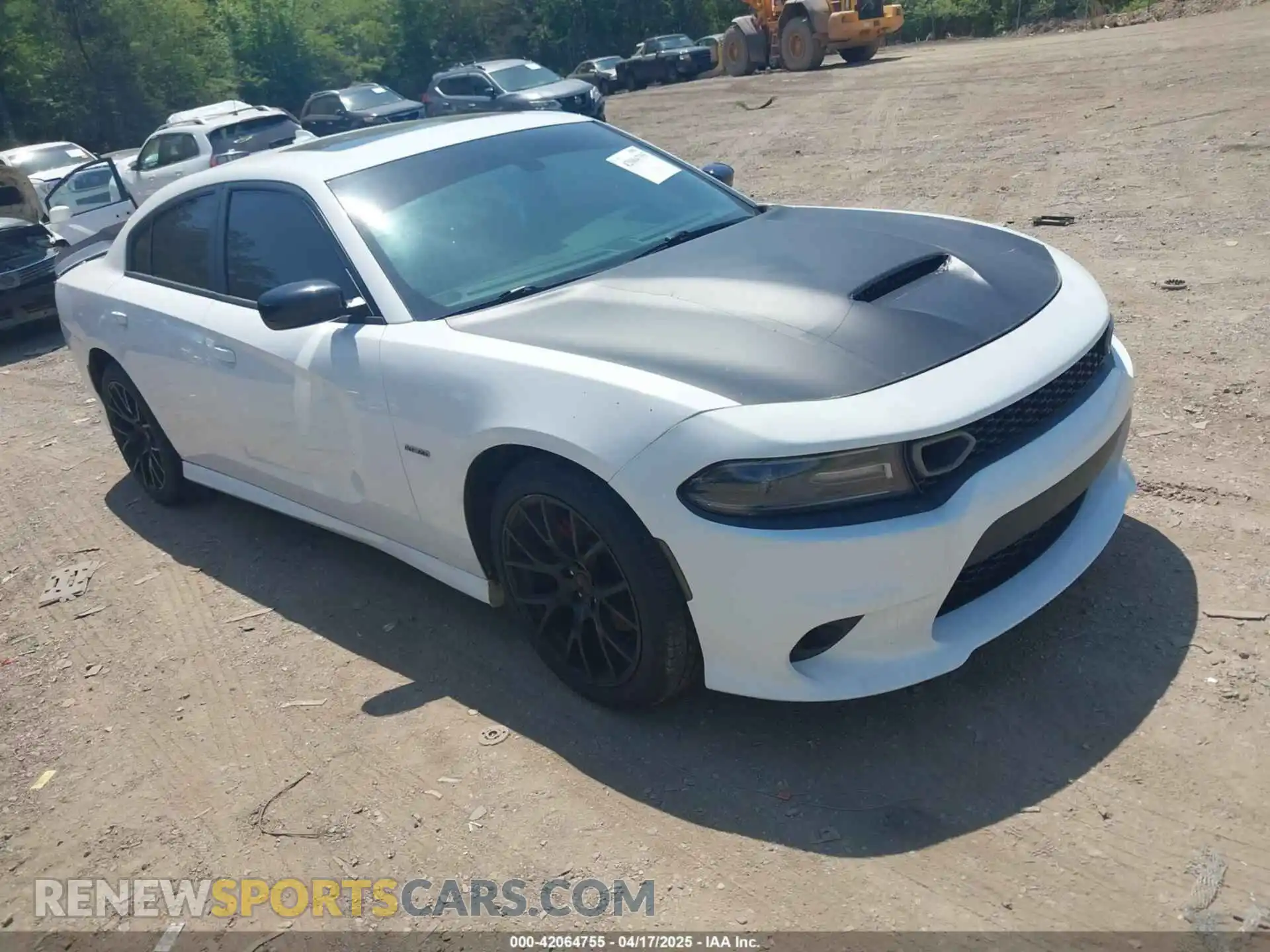 1 Photograph of a damaged car 2C3CDXCT3KH633059 DODGE CHARGER 2019