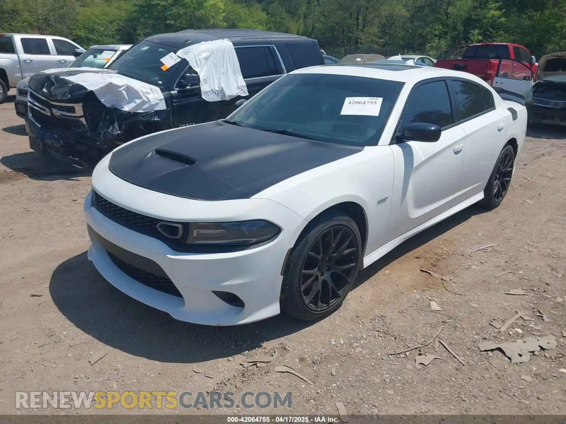 2 Photograph of a damaged car 2C3CDXCT3KH633059 DODGE CHARGER 2019