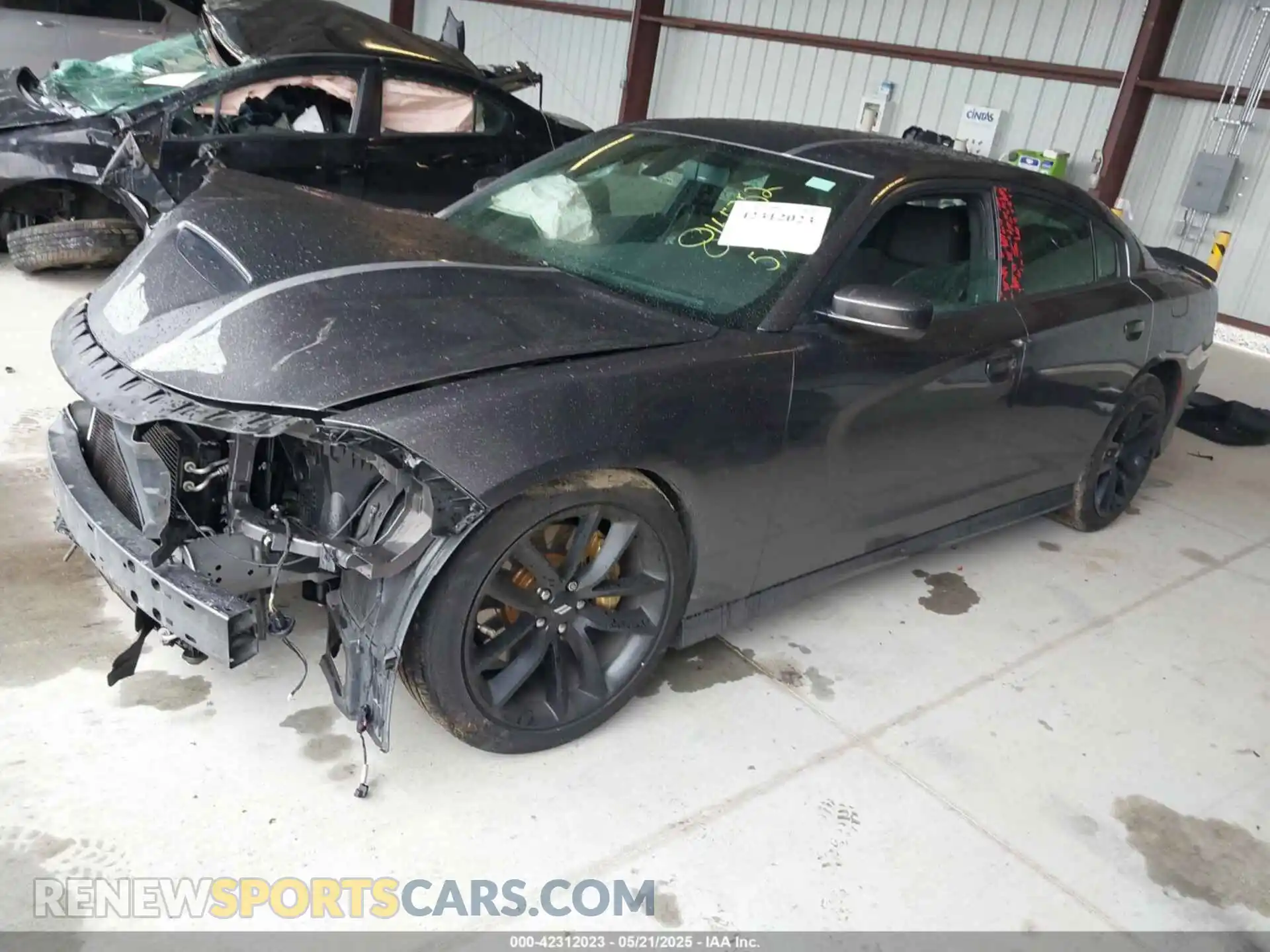 2 Фотография поврежденного автомобиля 2C3CDXCT6KH681882 DODGE CHARGER 2019